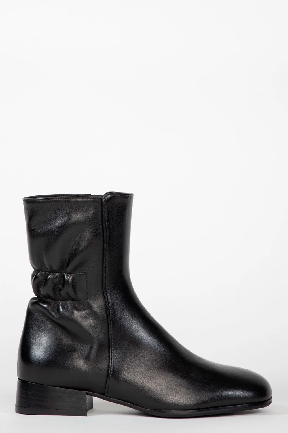 美品 THE CURBSIDE ANKLE 27 美品 THE CURBSIDE ANKLE 27 Mother Denim - The Curbside Ankle