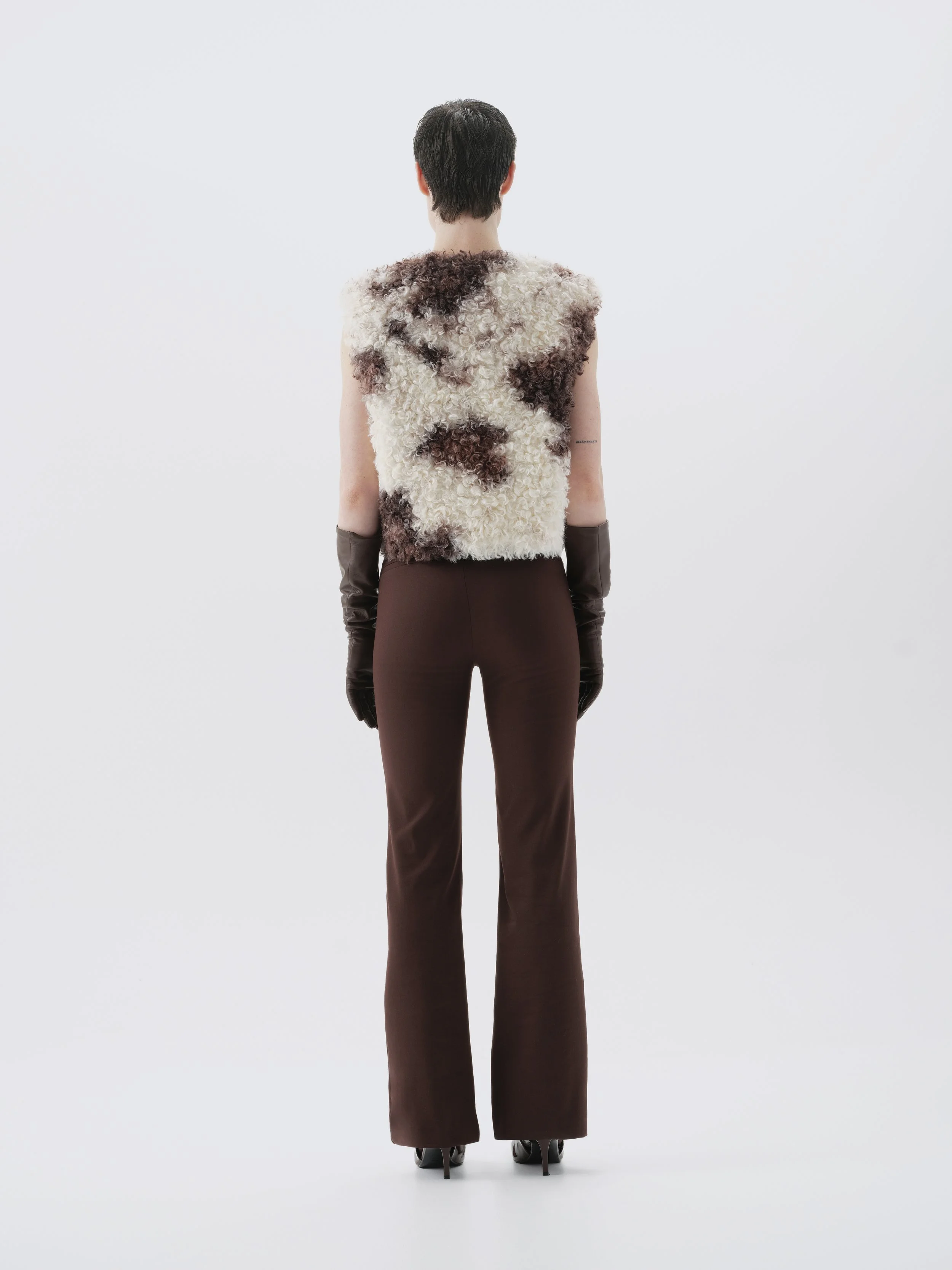 BUSHMAN VEST_URF8350115-COW_ECOM_002.jpg