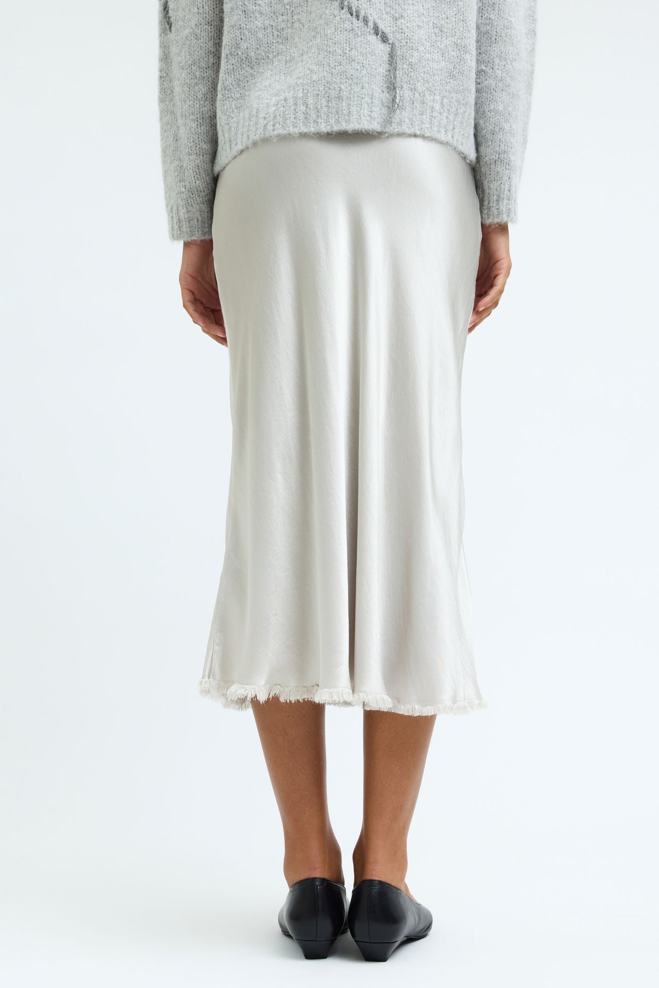 RSKQ877_Pebble_Satin_Silver_Mist_Tinsley_Bias_Skirt_17_1280x.jpeg