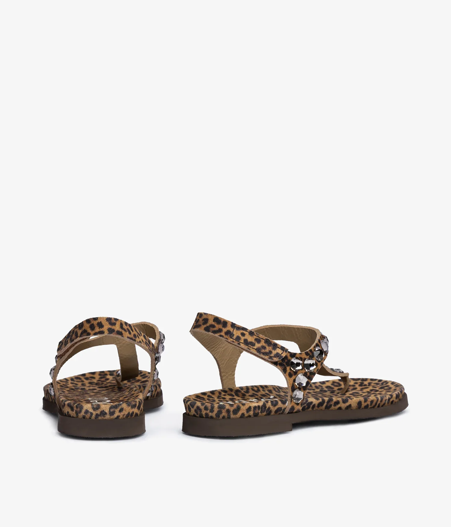 flat-thong-sandal-animal-print-judith-aw26-pedro-garcia-5.webp