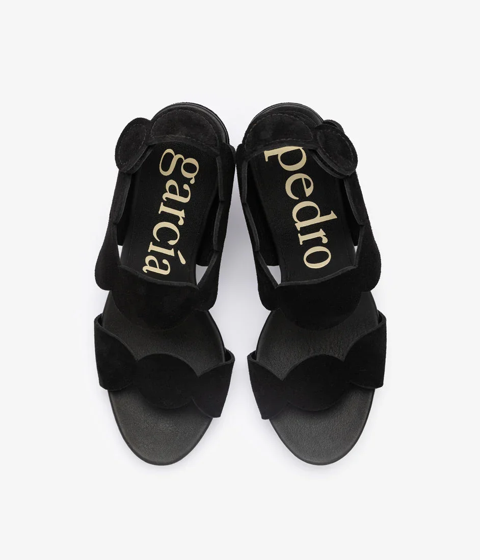 midi-heel-sandal-black-suede-winslet-ss26-pedro-garcia-5.webp