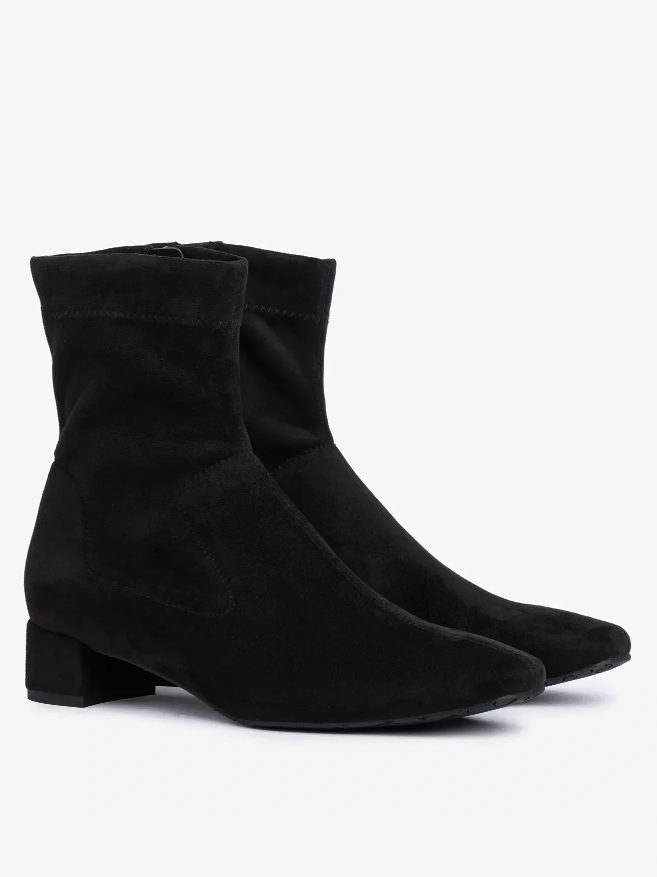 black-suede-boot-encina-aw26-pedro-garcia-1.webp