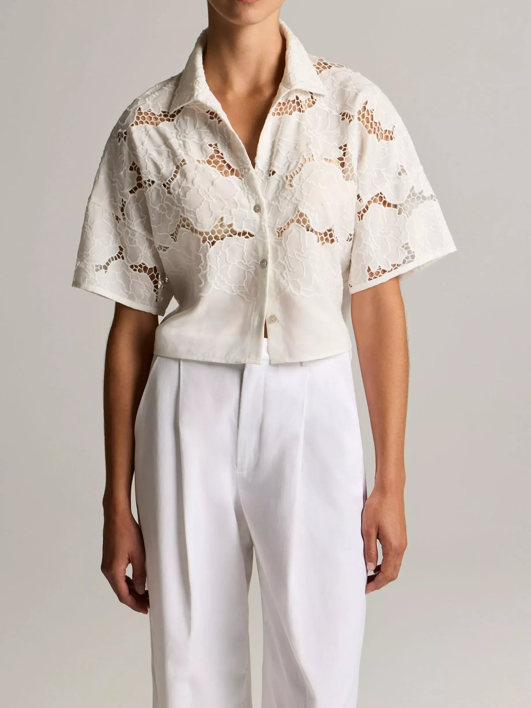 Lace Cropped Short Sleeve Shirt
