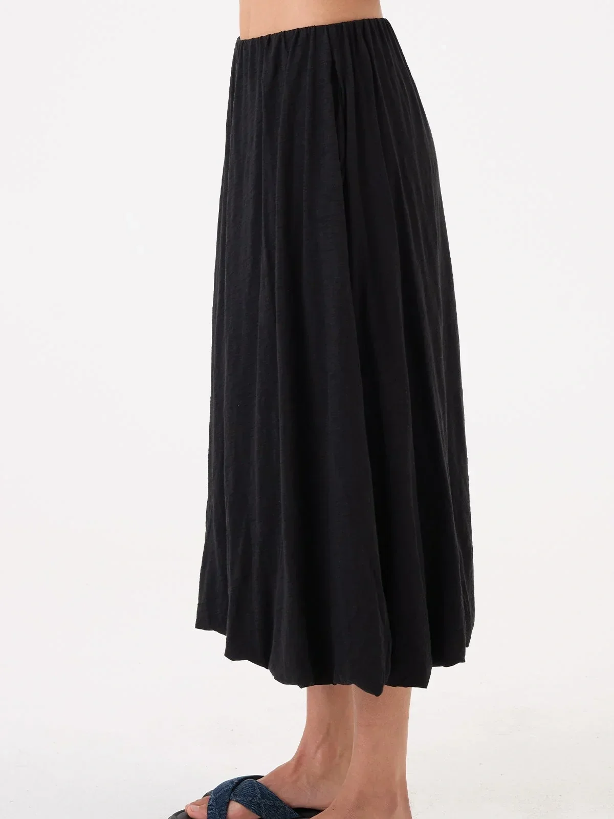 marina-midi-skirt-7815079.webp