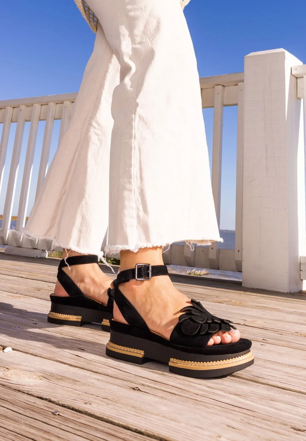 Alaric Sandal