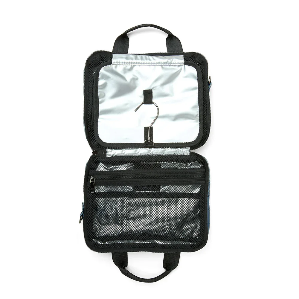 Stowaway_Glossy_Navy_Patent_5.webp