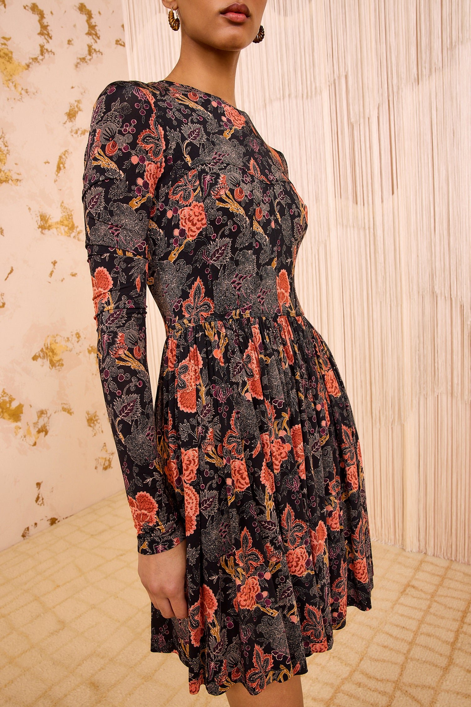 ULLAJOHNSON_BendettaJerseyLongSleeveMiniDress_NIGHTLILY_FA250811_02_Alt.jpeg