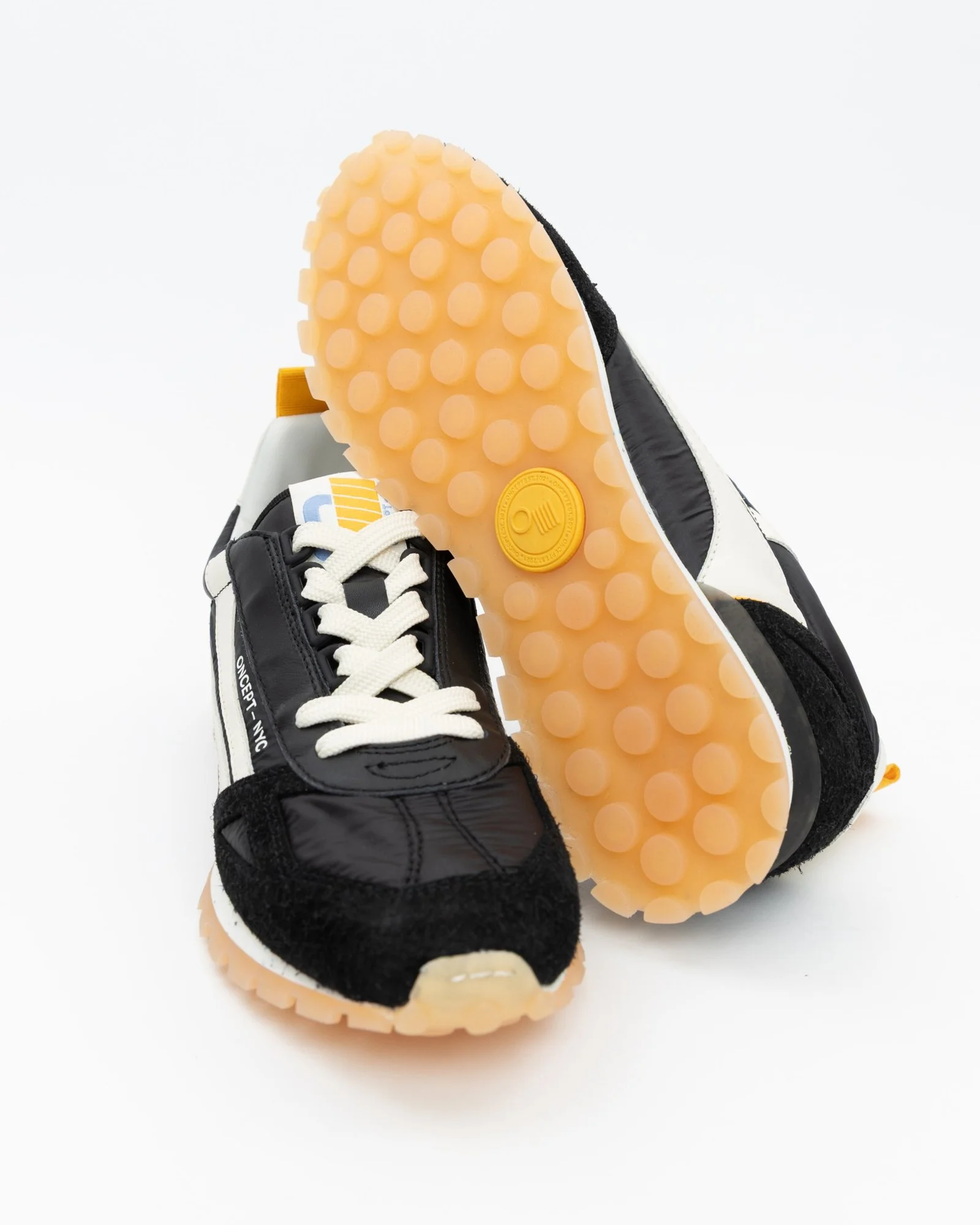 TORONTO-OUTSOLE-BLACK-min.jpeg
