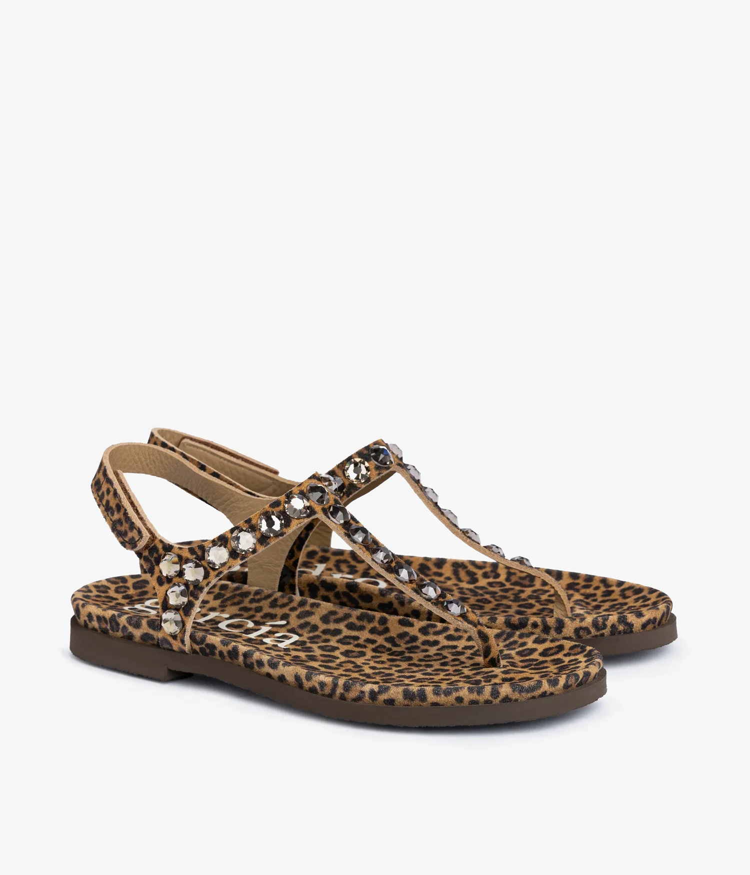 flat-thong-sandal-animal-print-judith-aw26-pedro-garcia-1.webp