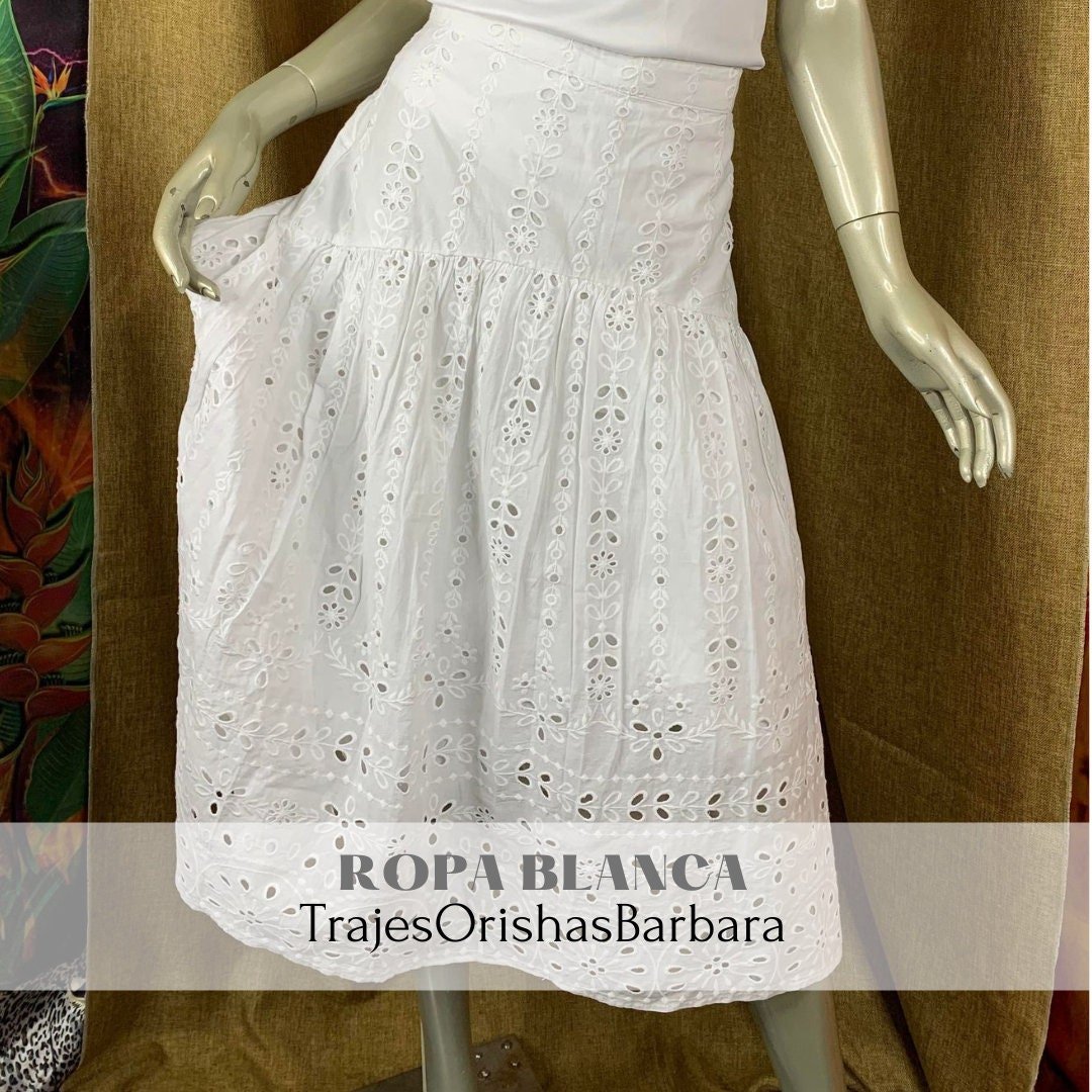IYAWO: Saya blanca/Ropa para Iyabo/Saya blanca para Iyawo/ Ropa religión yoruba/Religión afrocubana/Saya en tira bordada de algodón/Miami