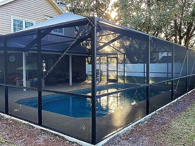 Tampa Bay Pool Cage Enclosure Painting Restoration