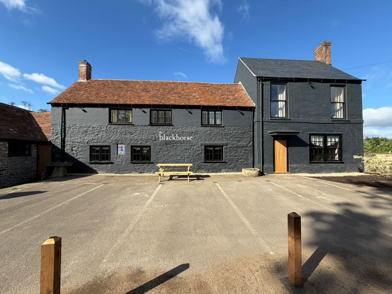 The Black Horse, Gozzards Ford