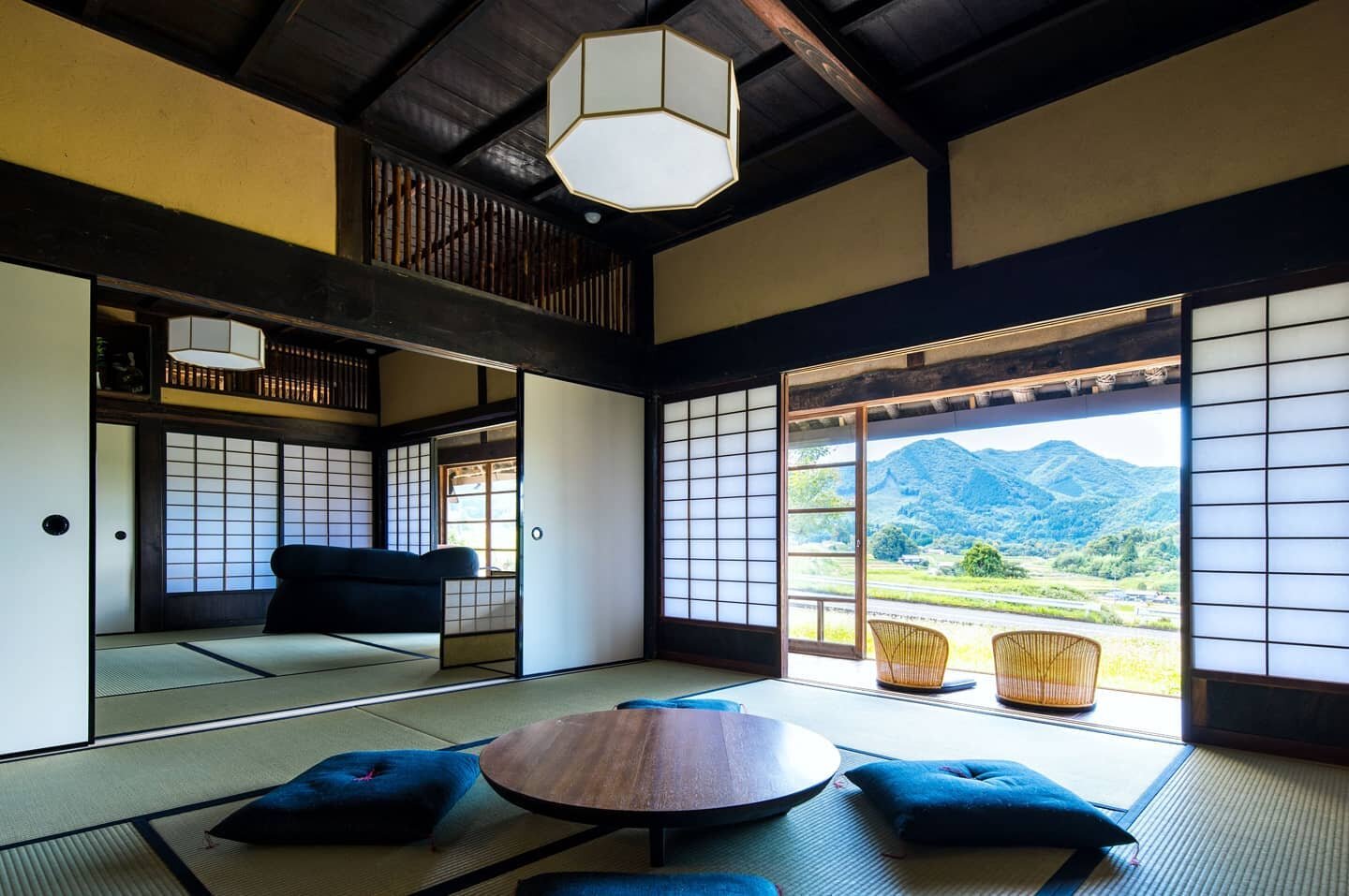 ⁣Enjoy a break in the Japanese countryside with a stay in Chojaya, a 250-year-old thatched-roof farmhouse. 
Located in the farming village of Shobara, in Hiroshima, it features traditional architecture with modern amenities, including a newly install