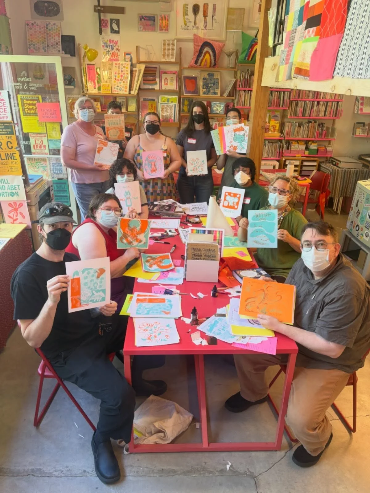 Super sweet Saturday riso crew!! Thanks for learning about the riso with us! Hope to see you during open hours! 🤩🤩🏆🏆
