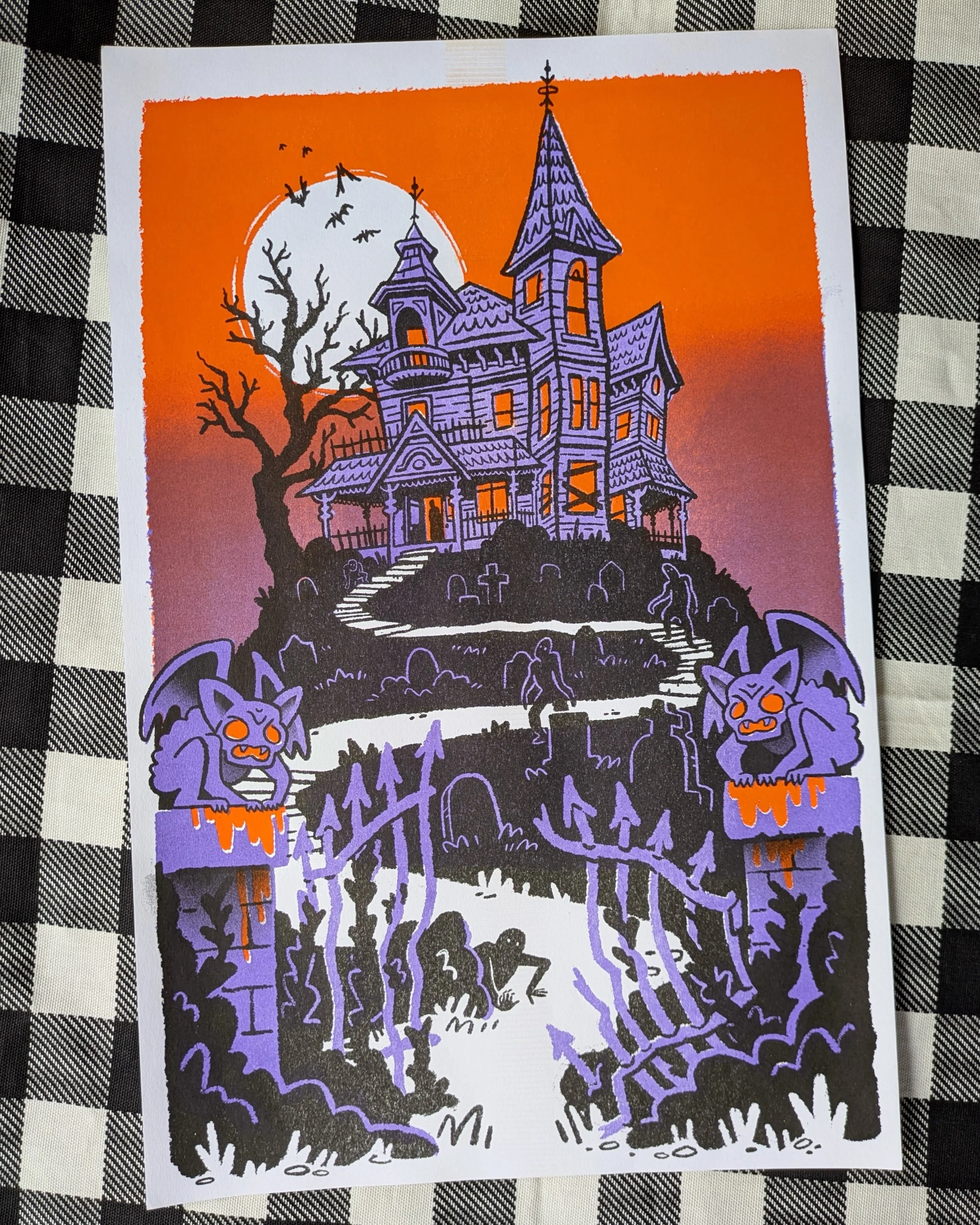A seasonally appropriate spooky beauty from @ragonia_ ! Thanks for printing with us!!