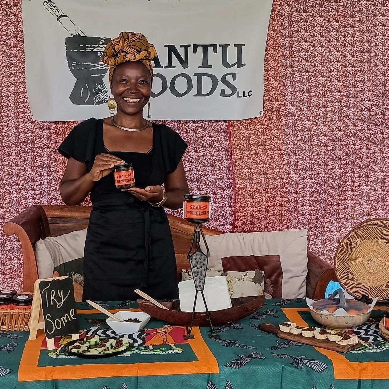 Meet Mwenya of @bantufoods_hawaii 🤩

If you've never learned with Mwenya, you absolutely must! If you've ever learned with Mwenya, you know exactly why!

Absolutely can't wait for the smells and the flavors and the personal growth that Mwenya inspir
