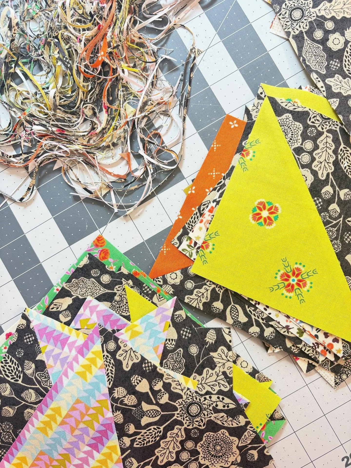 1) Still not over this not-actually-seasonal, seasonal fall fabric pull. 2) The Block Widow quilt half square triangles have so little waste. 

I orig ally wanted more Halloween purples in this fabric pull, but the dark purple was competing with the 