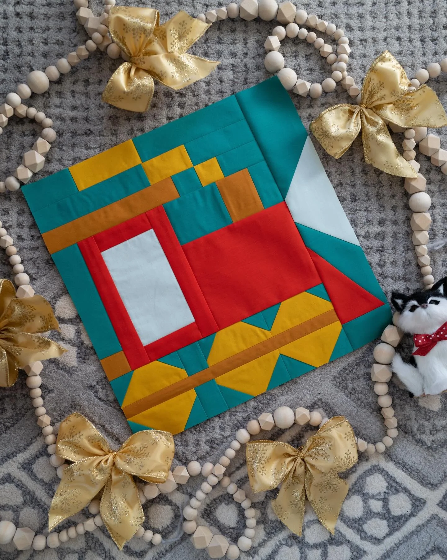 Next up on my Quiltmas of years past&hellip; my Jubilation Station block! Honestly, I&rsquo;m still so enamored with this block. The design is just too cute, but I also really enjoyed the piecing methods I used to create the front light of the train.