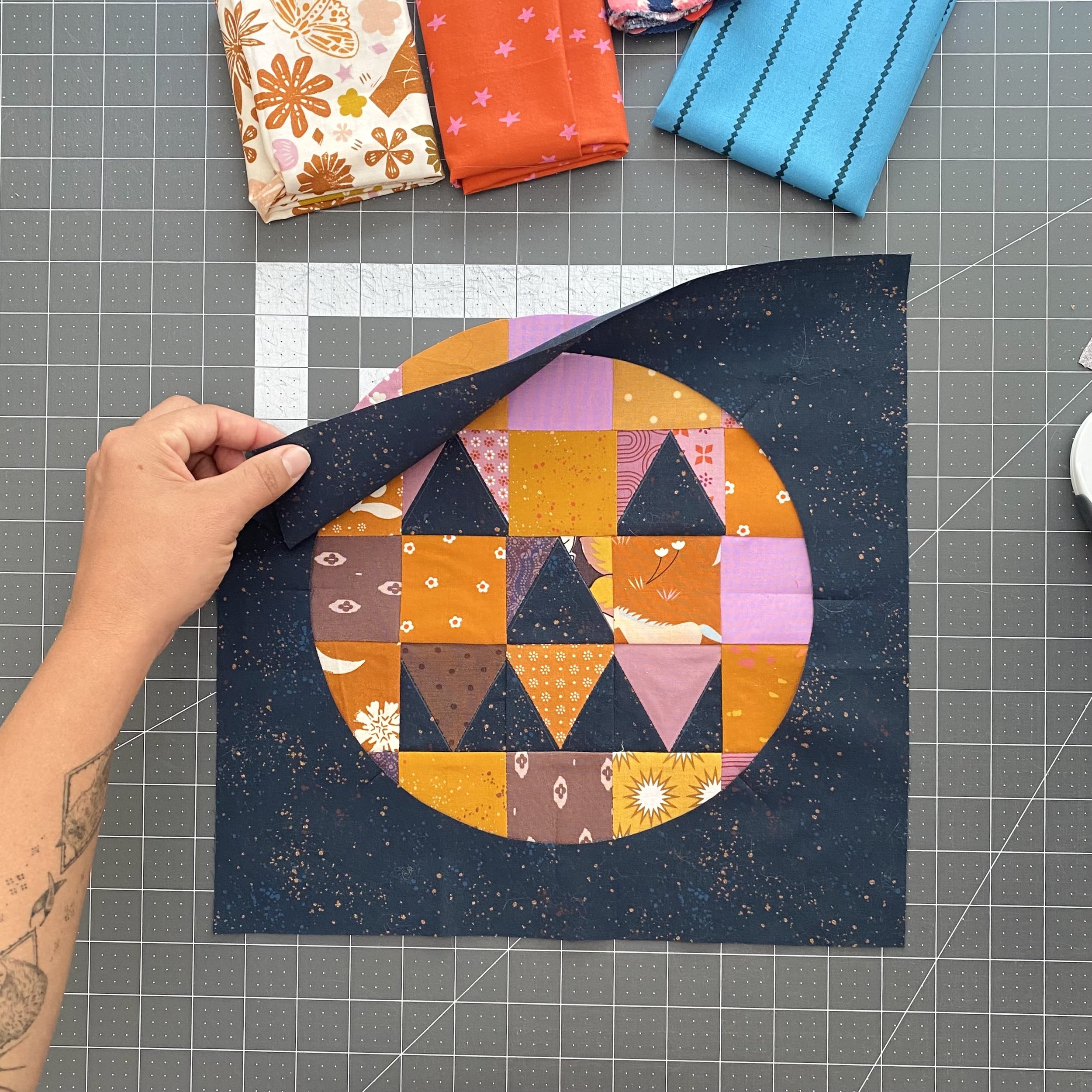 Sew a perfect inset circle — Mija Handmade