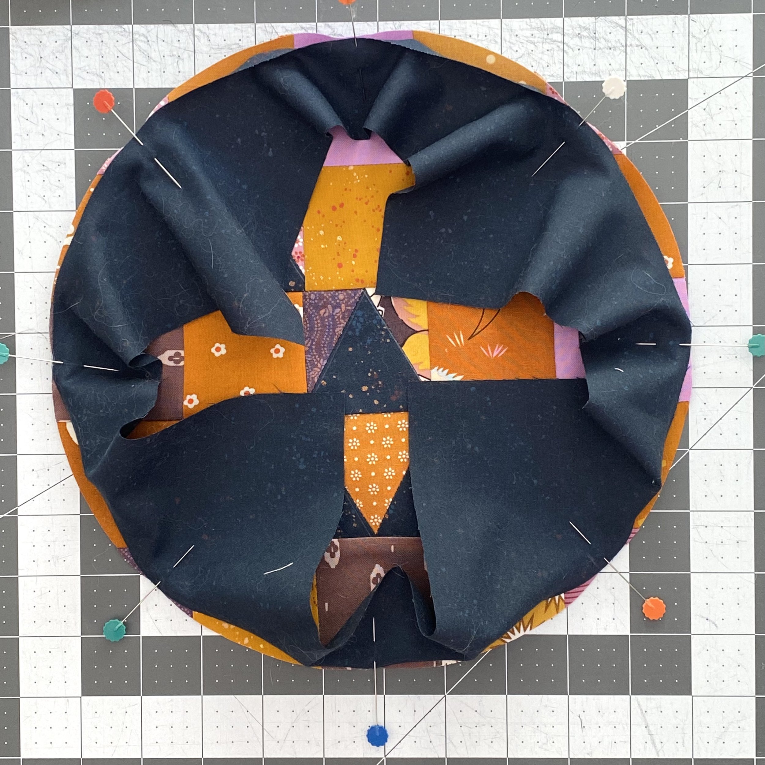 Sew a perfect inset circle — Mija Handmade