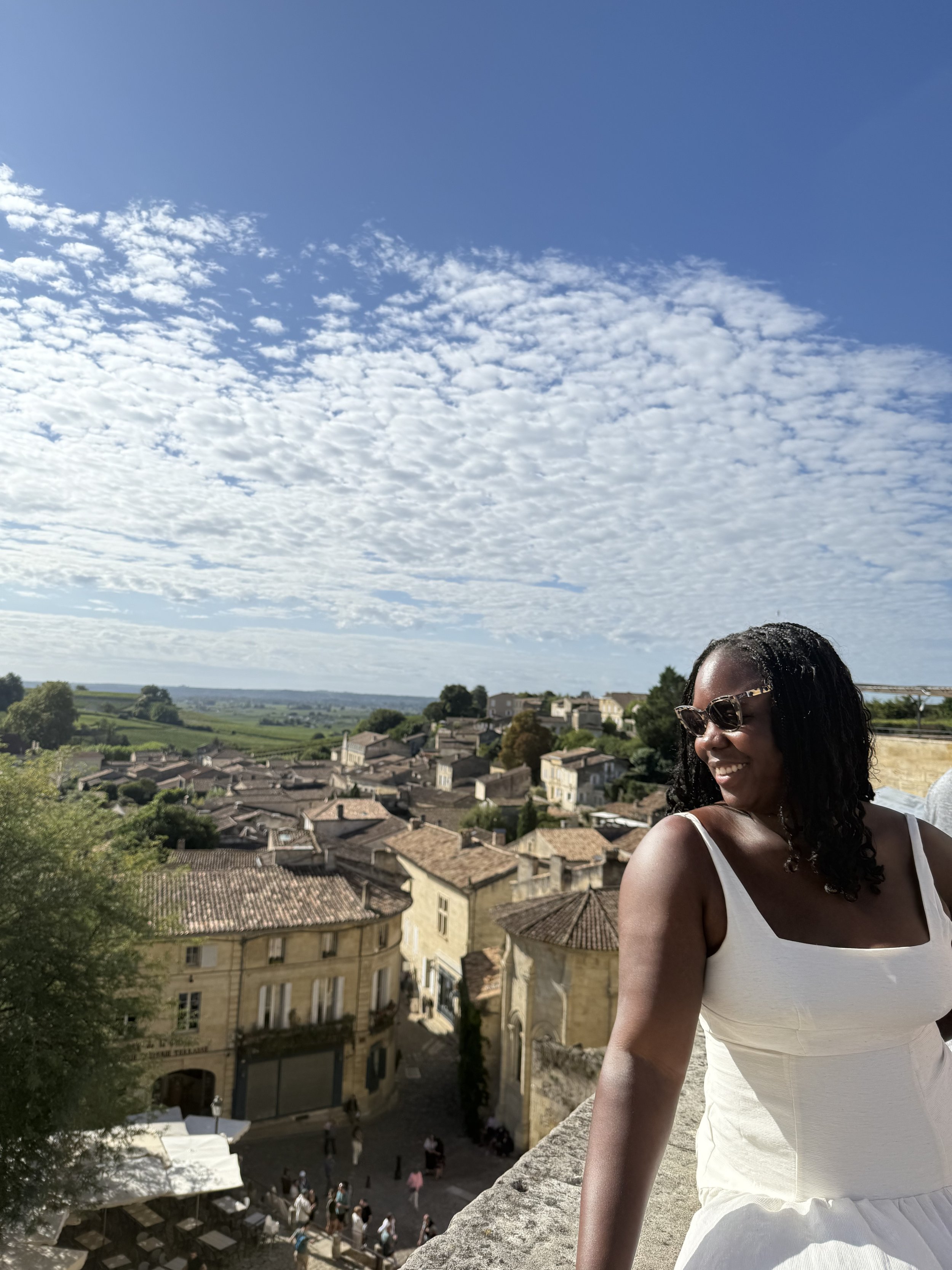 First-Time International Travel Guide: Best Apps, Tools, and Travel Hacks