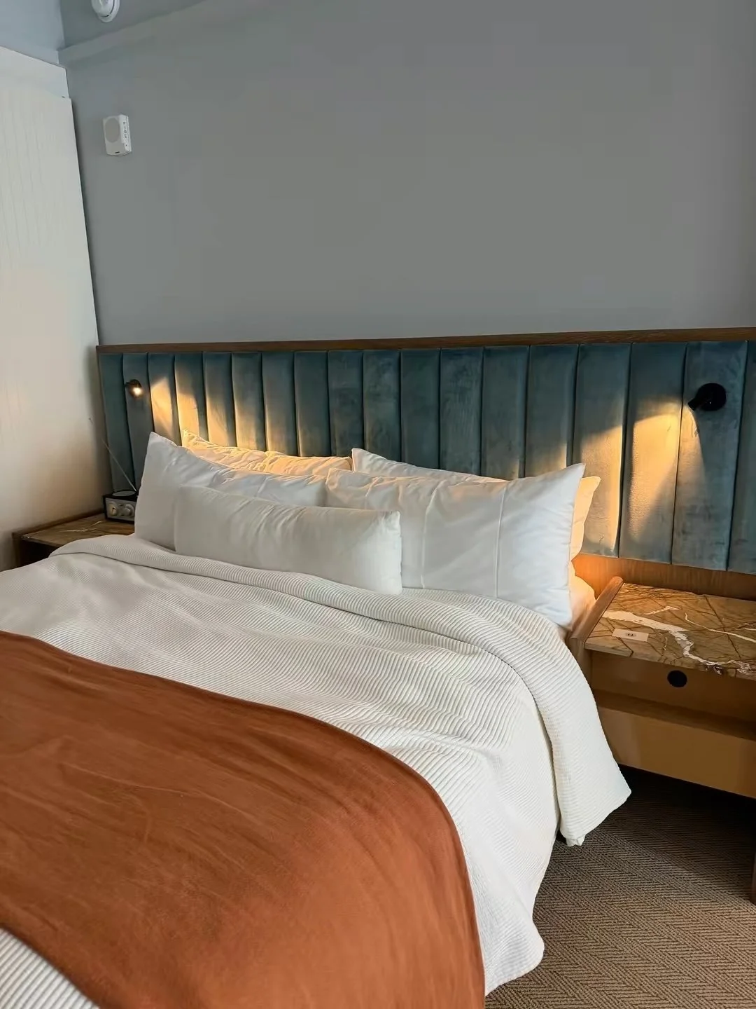 Hotel Henrietta1.jpg