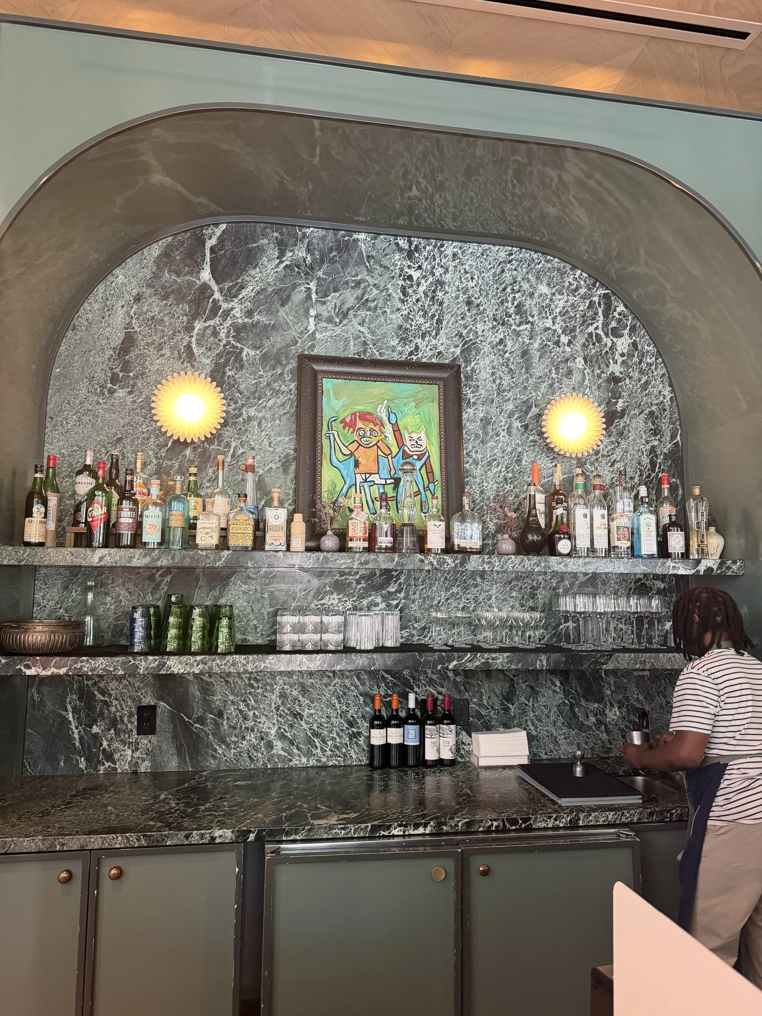 Hotel Henrietta Lobby Bar