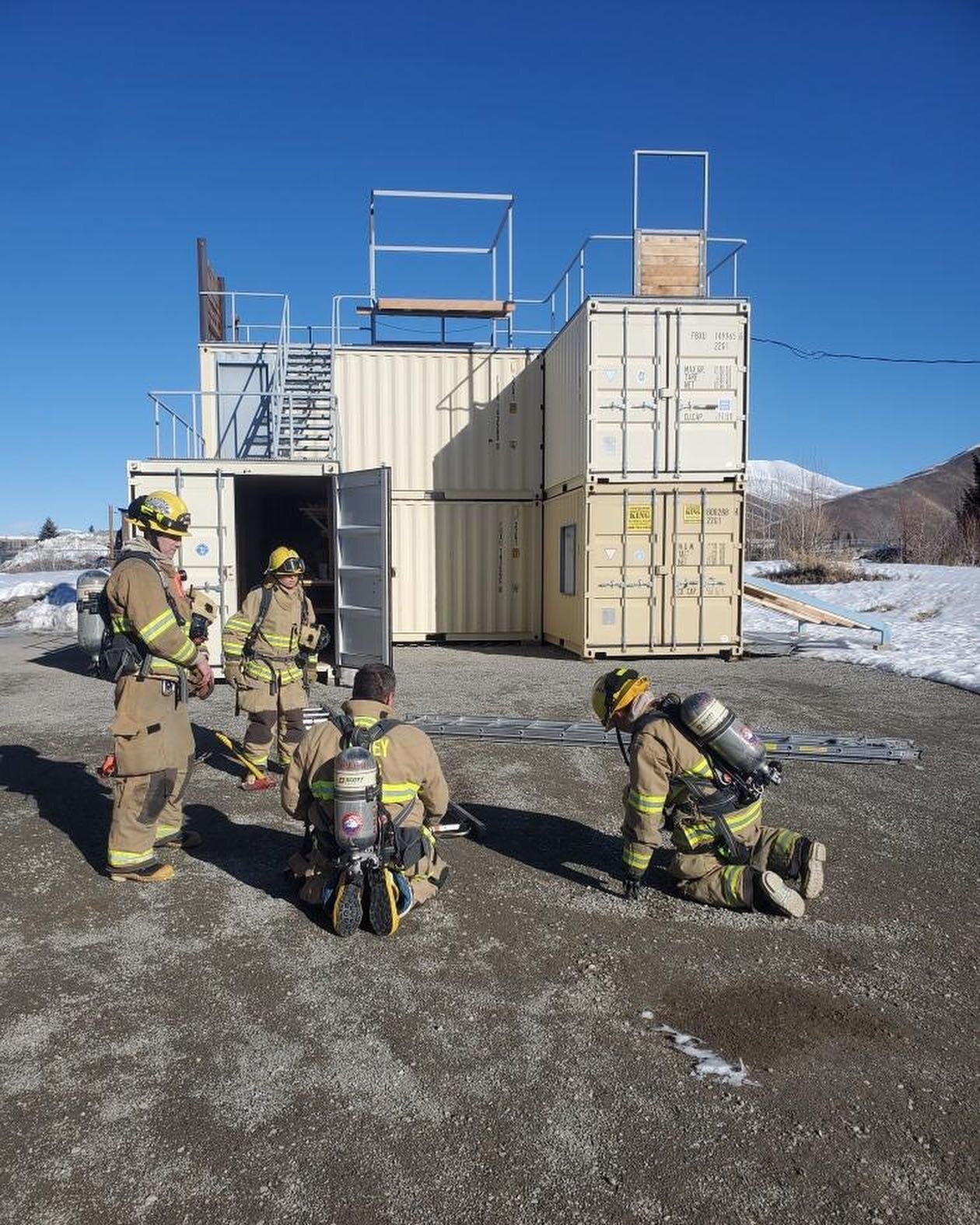 Lieutenant Haavik, Sr. Engineer Griffith, Sr. Engineer McNees, Firefighter Boatman, and Firefighter Springs training today on civilian rescues and firefighter rescues. The 2nd photo shows 2 FFs entering a second floor window to search the room for tr