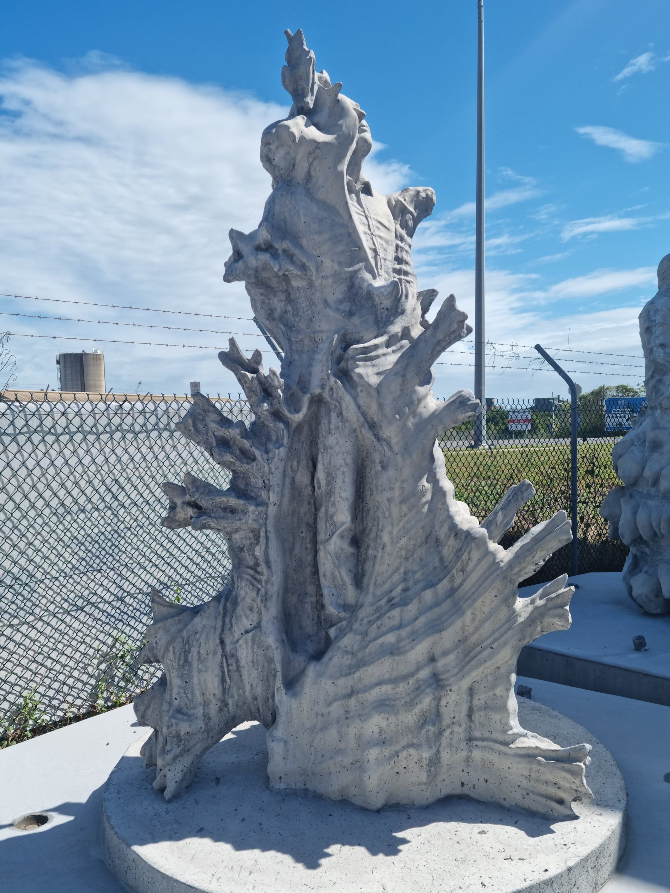 Final+Concrete+Sculpture+Sir+Maurice+Yonge+Ocean+Sentinel+MOUA+Museum+of+Underwater+Art.jpg