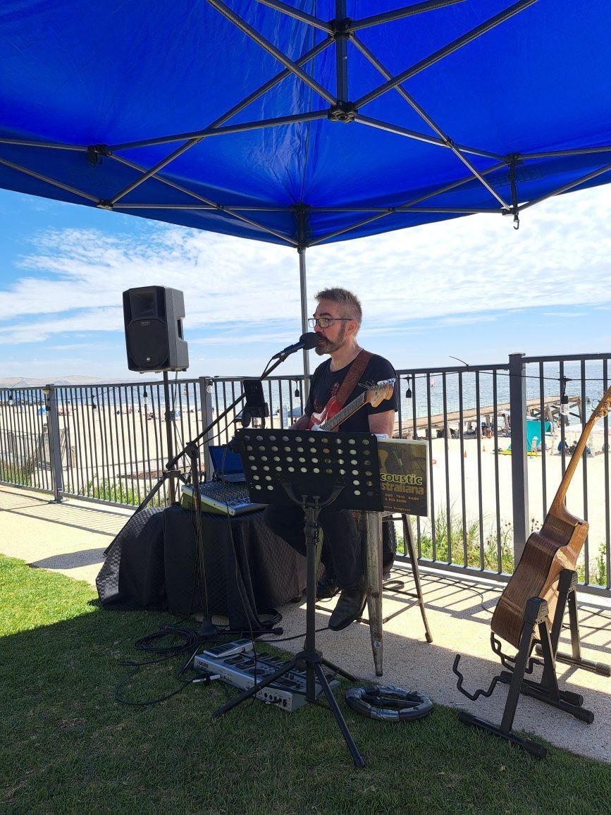 Richie Robinson at Normanville Summer day Show