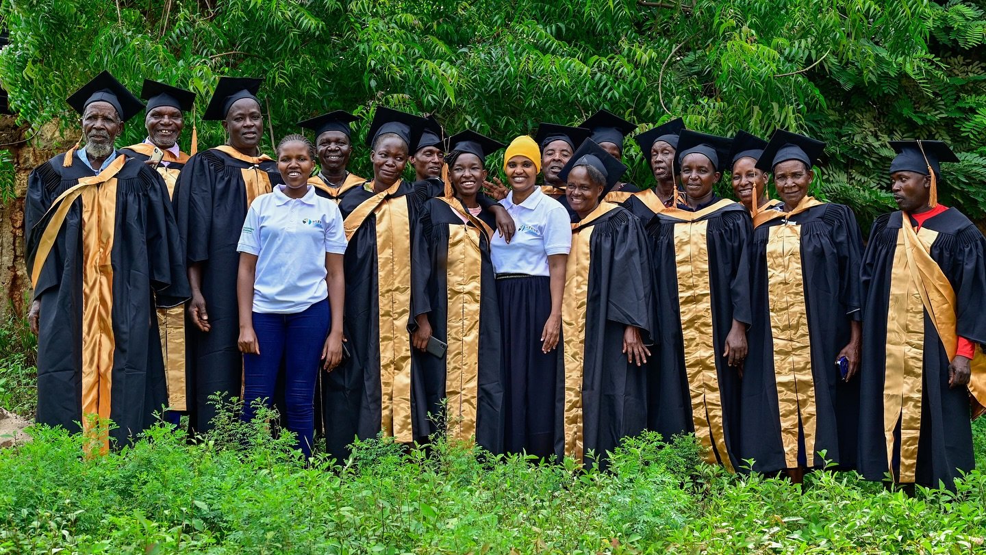 Congrats to our Street Business School cohort that graduated this week 👏🏽👏🏽👏🏽 

#sundaysuccessstory #streetbusinessschool #empowerment #entrepreneur #smallbusiness #businesstraining #microenterprise #hopecore #kenya