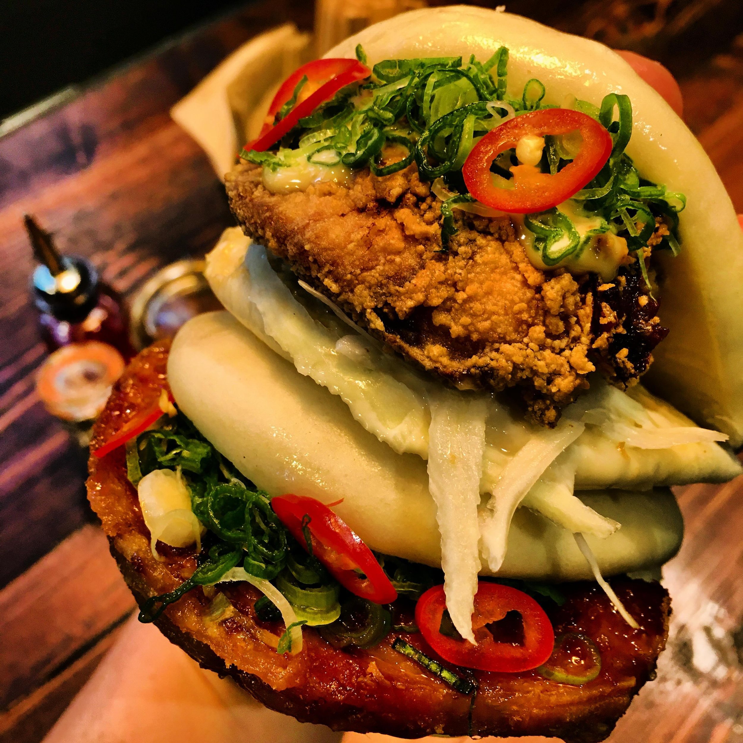 Love buns?

Grab yourself a couple this weekend.

#NotJustRamen
.
.
.
.
.
#hakataramenbar #hirata #hiratabuns #bao #baobuns #lovebuns #notjustramen #weekend #londoneating #londonrestaurants #london #se1 #bermondseystreet #japanesefood #eatlocal #supp