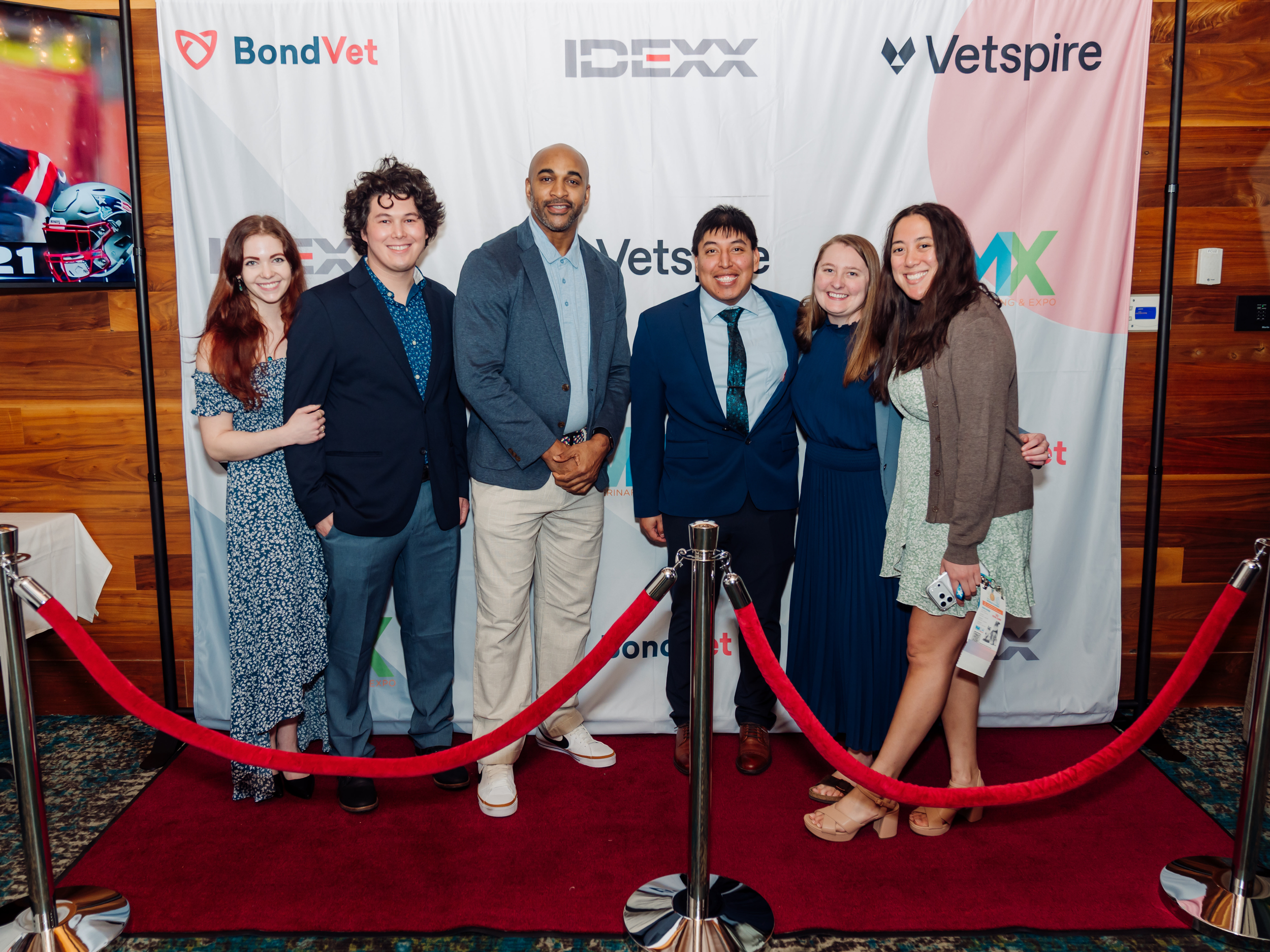 Bond Vet Welcomes David to Their Gala