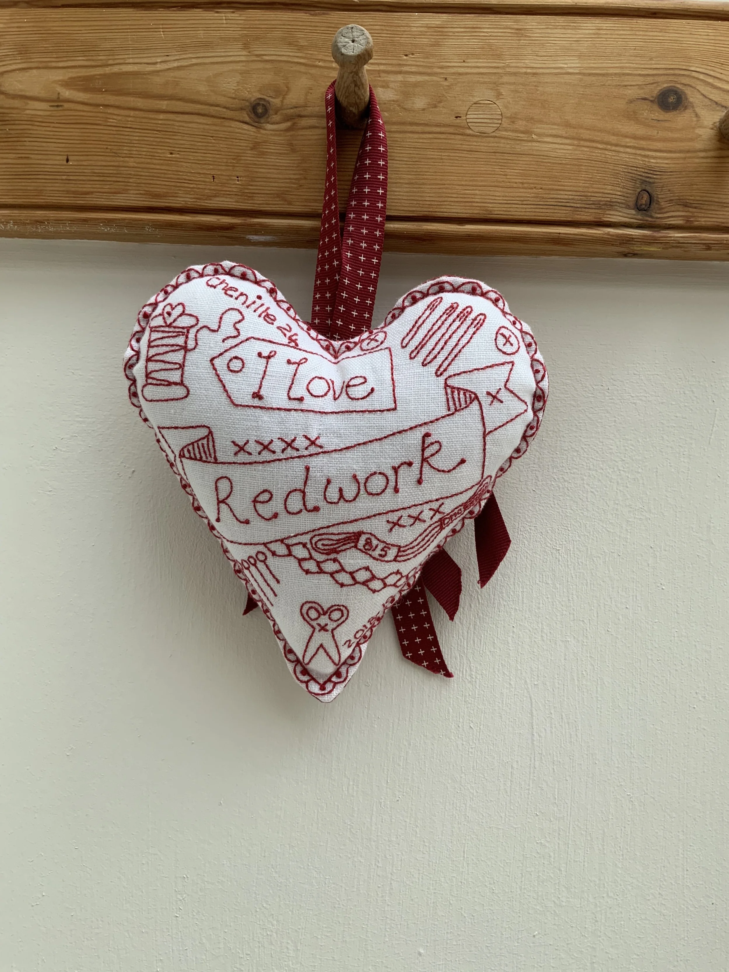I Love Redwork Hanging Heart Pattern