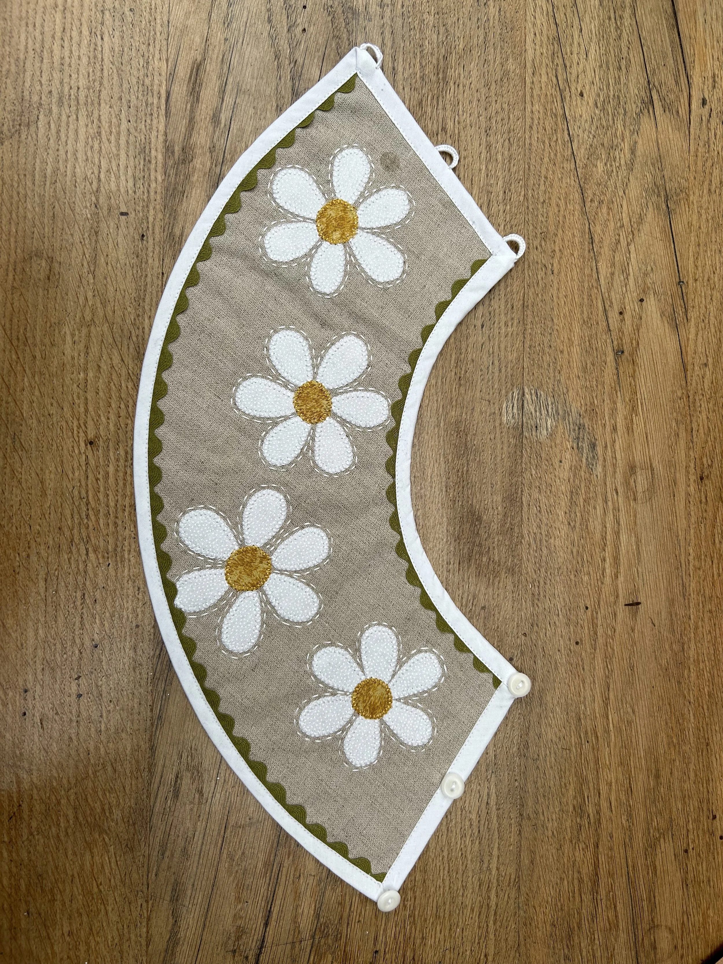 daisy daisy flat lay.jpg