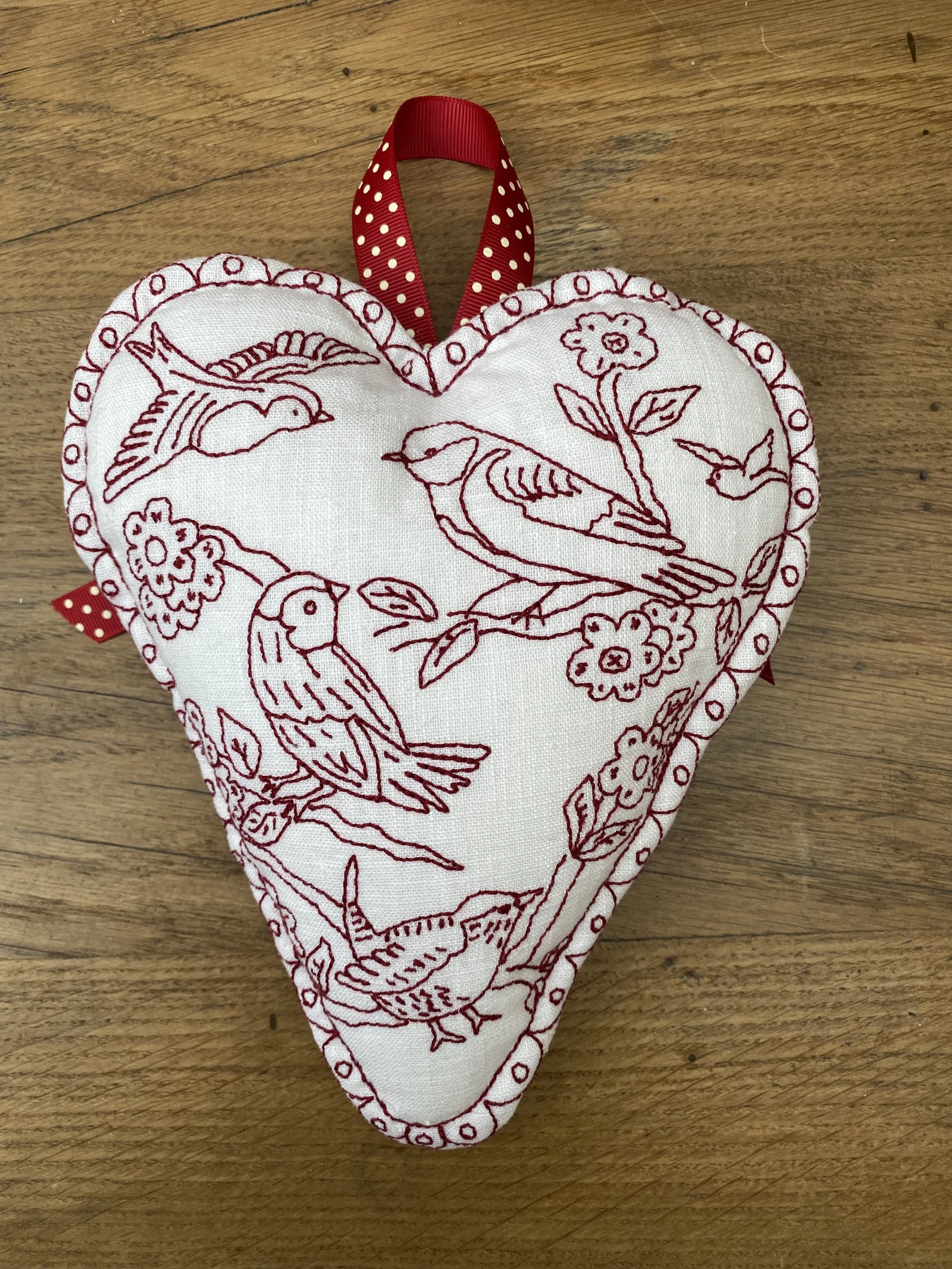 Birds in my Garden Hanging Heart Pattern