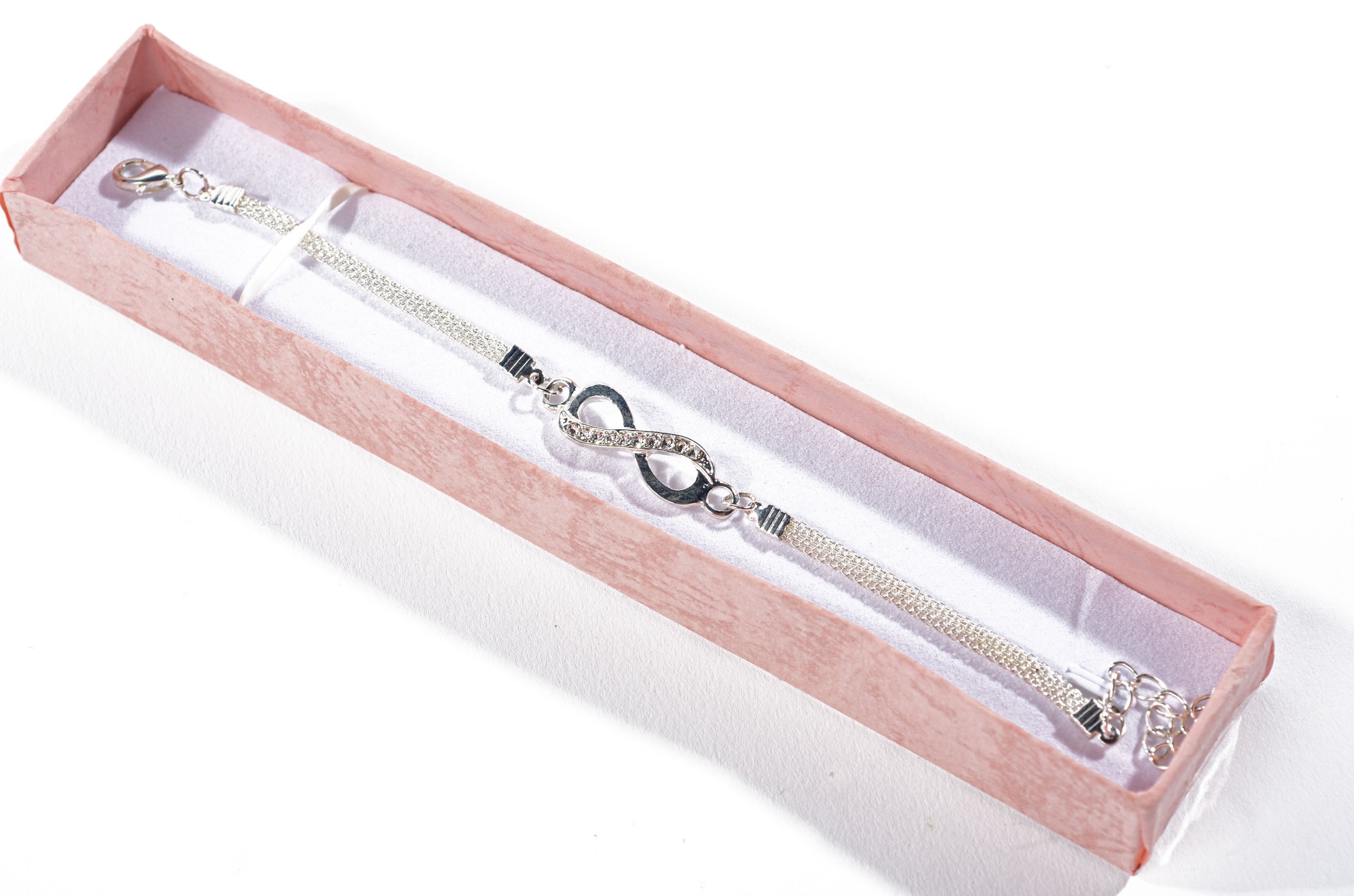 01-Infinity loop bracelet-007 (JPEG).jpg