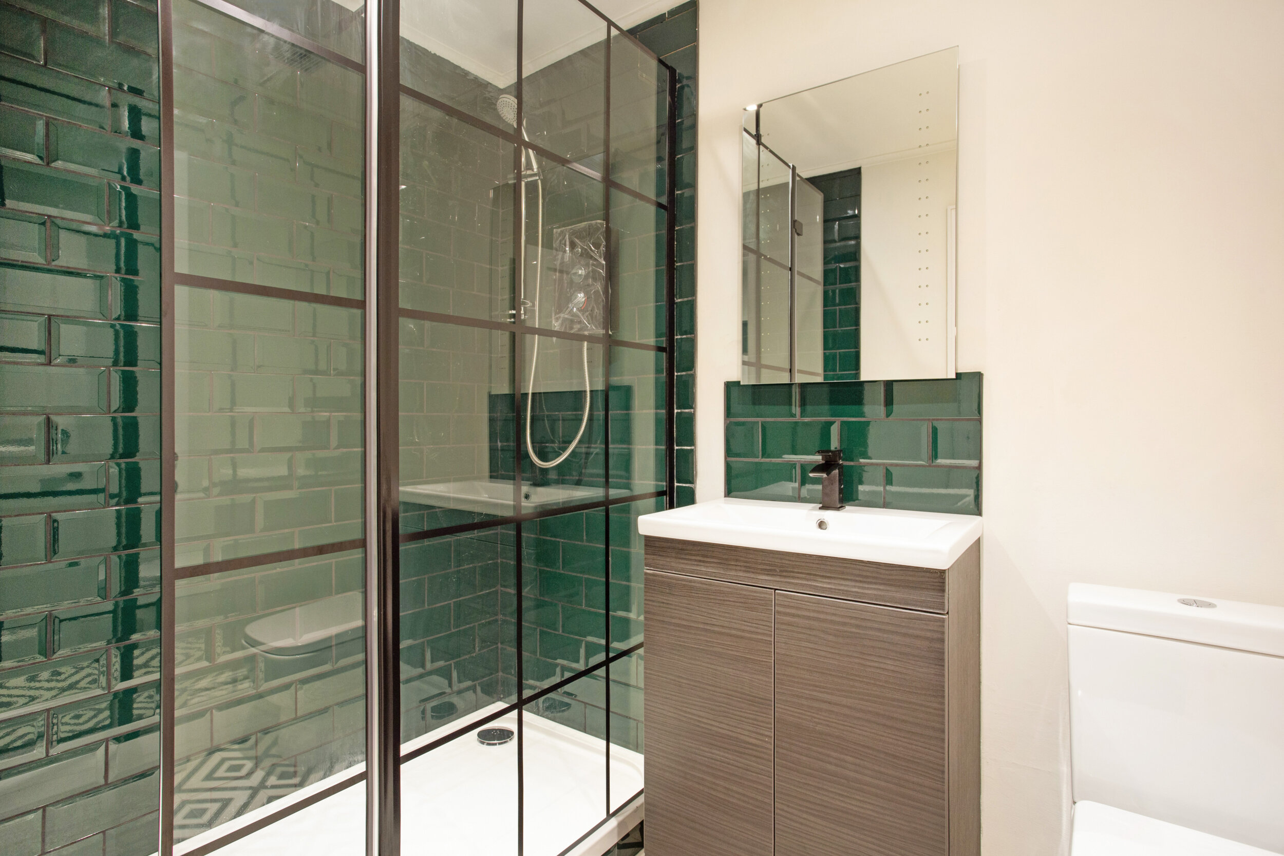 Flat 4 272023 - (15).jpg