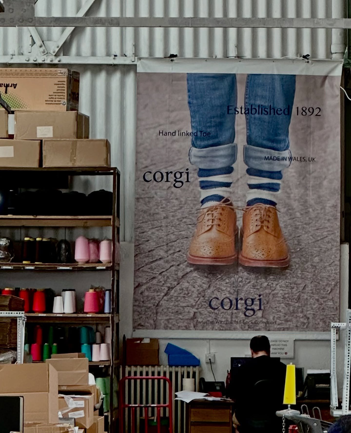 A trip over to Ammanford yesterday to the fabulous Corgi knitwear. @corgisocksofficial 

I&rsquo;m looking into new product development for Cambrian wool 👏

It turns out that as well as producing a wonderful woven fabric, Cambrian wool knits up beau