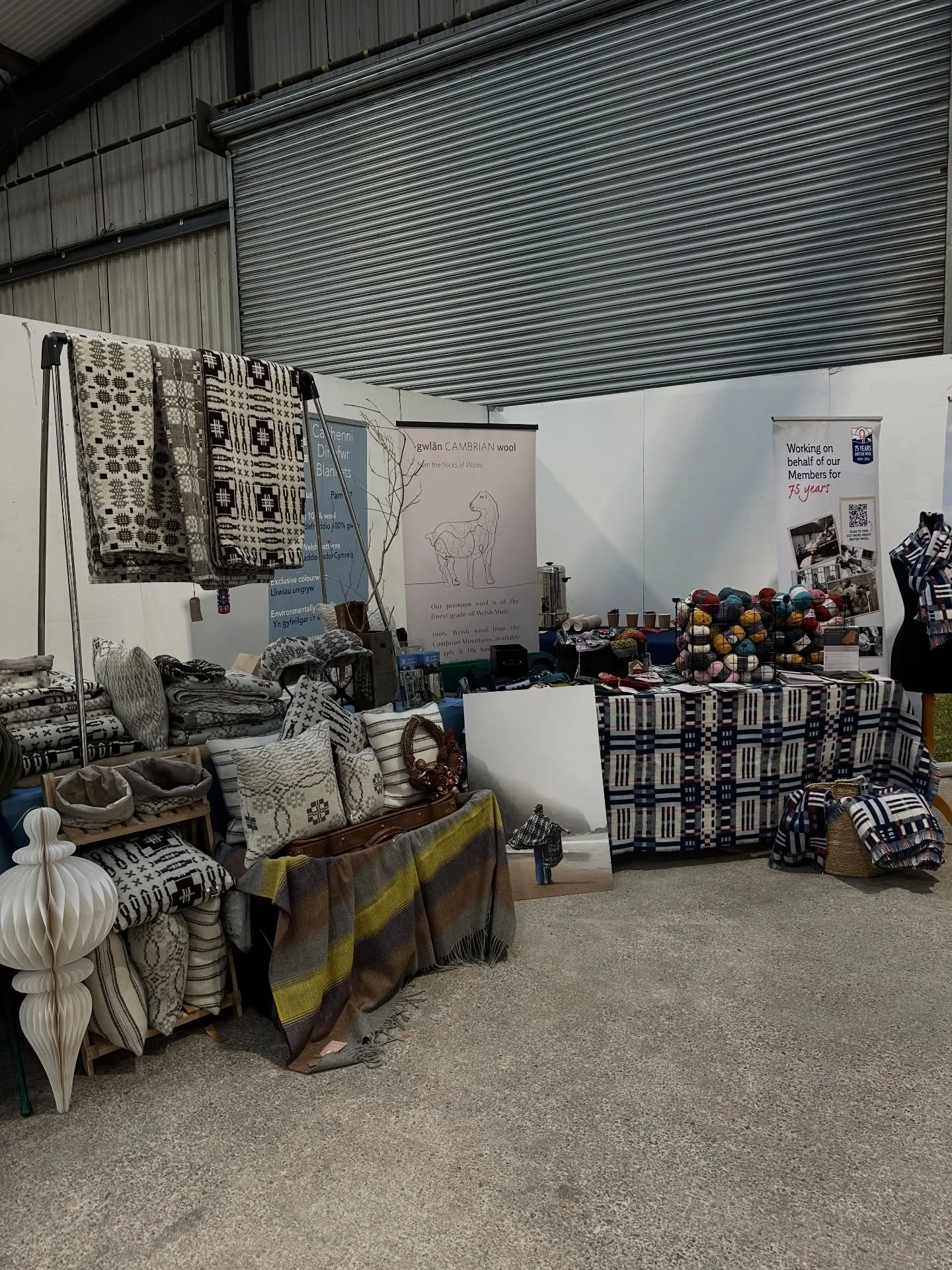 We are at the Winter Fair in Builth. Come and say hi 👋 We are on the @britishwool stand @britishwoolfarm @dinefwr.blankets
