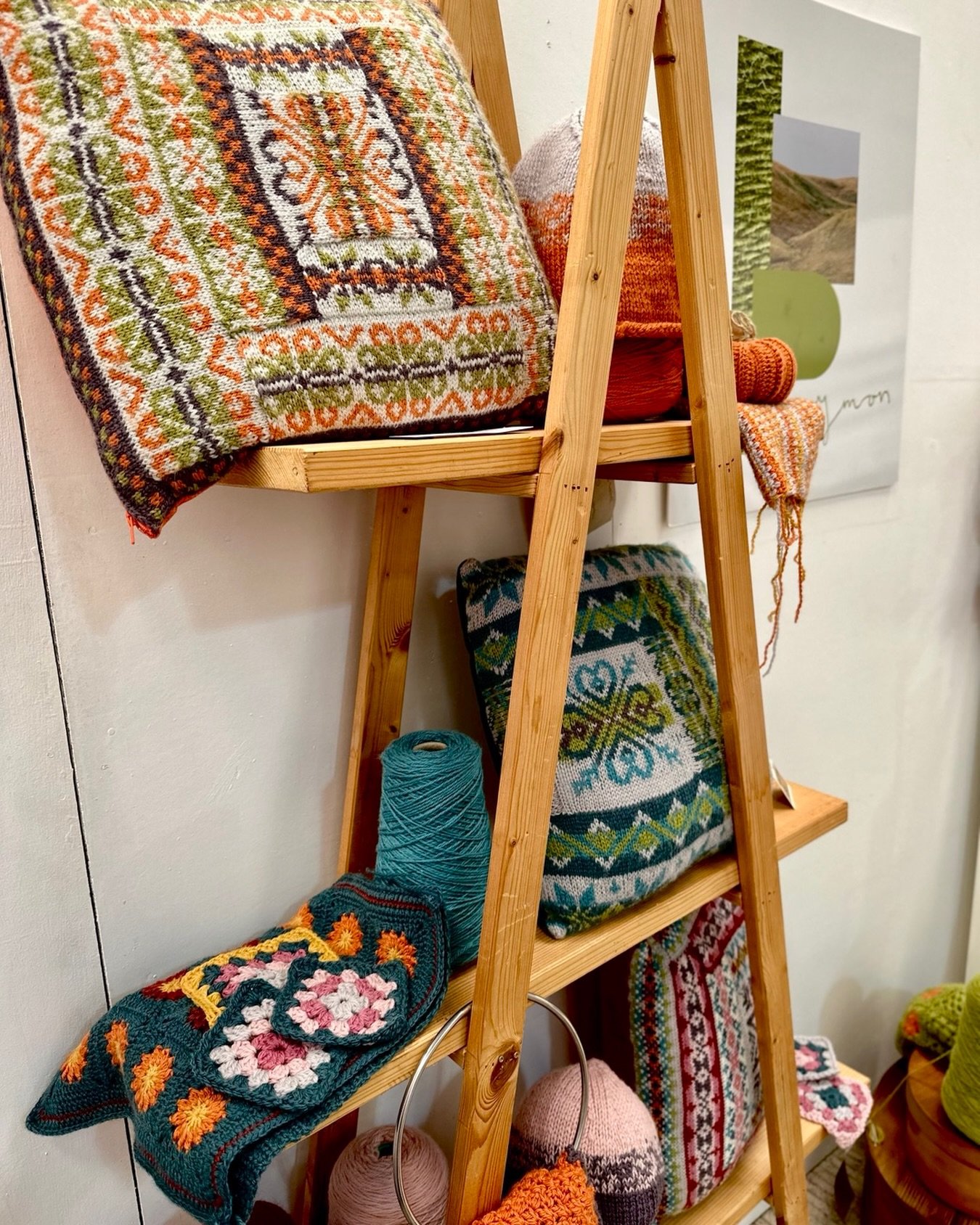 I&rsquo;ll be returning to Wonderwool at the end of the month. 25th/26th April. 

Are you able to visit? 

Would be great to see you. Come and have a squidge of all the lovely wool we have ❤️&hearts;️💙💜💛💚

🔸 DK
🔸 4ply
🔸 Weaving yarn
🔸 Crochet