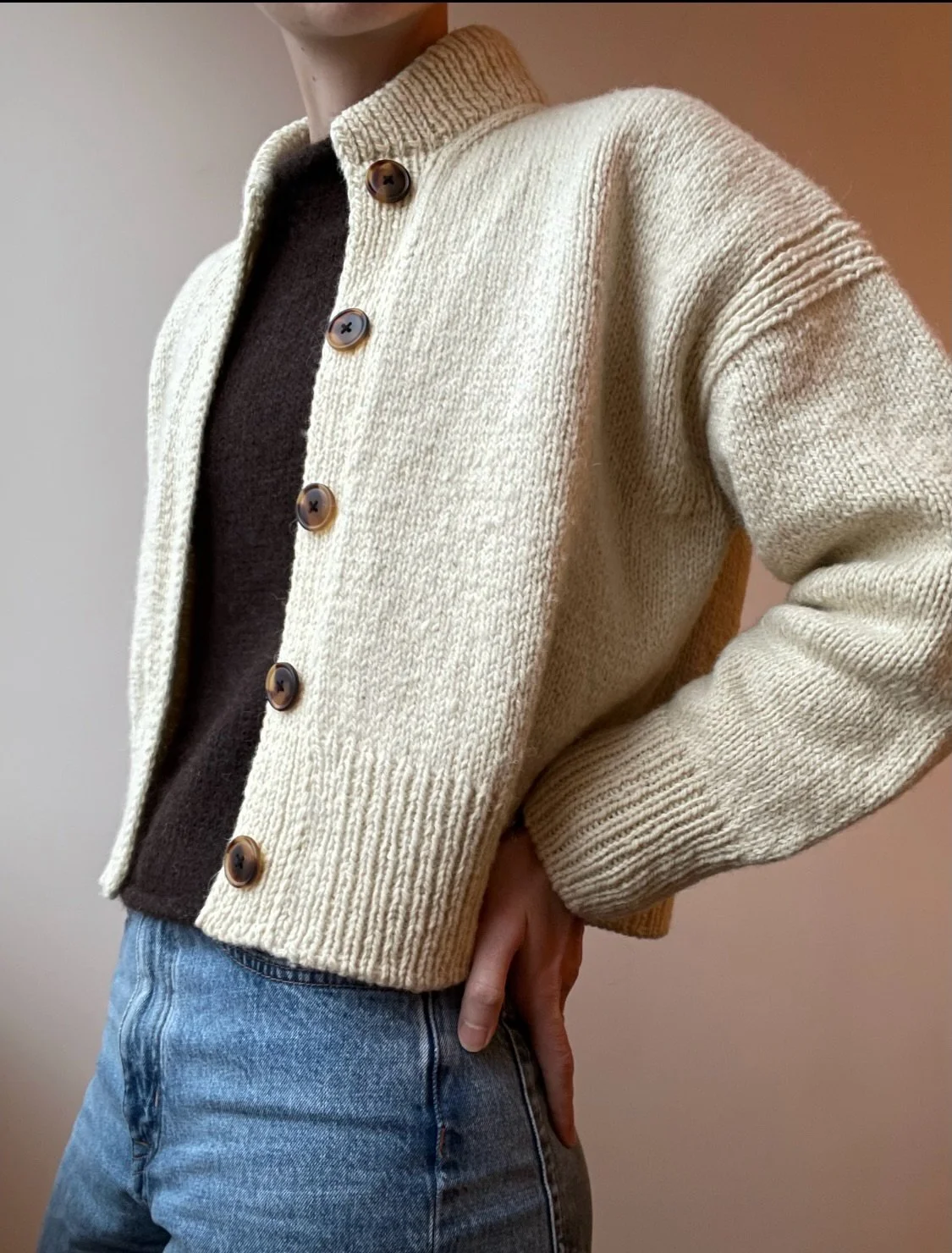 ⭐️ Project suggestion ⭐️

Aran weight yarn #2

My second suggestion for the Aran weight yarn is well overdue in that I have had these photos in my inbox for months! I think I put them up on my stories at the time but I want to do a post now that I ha