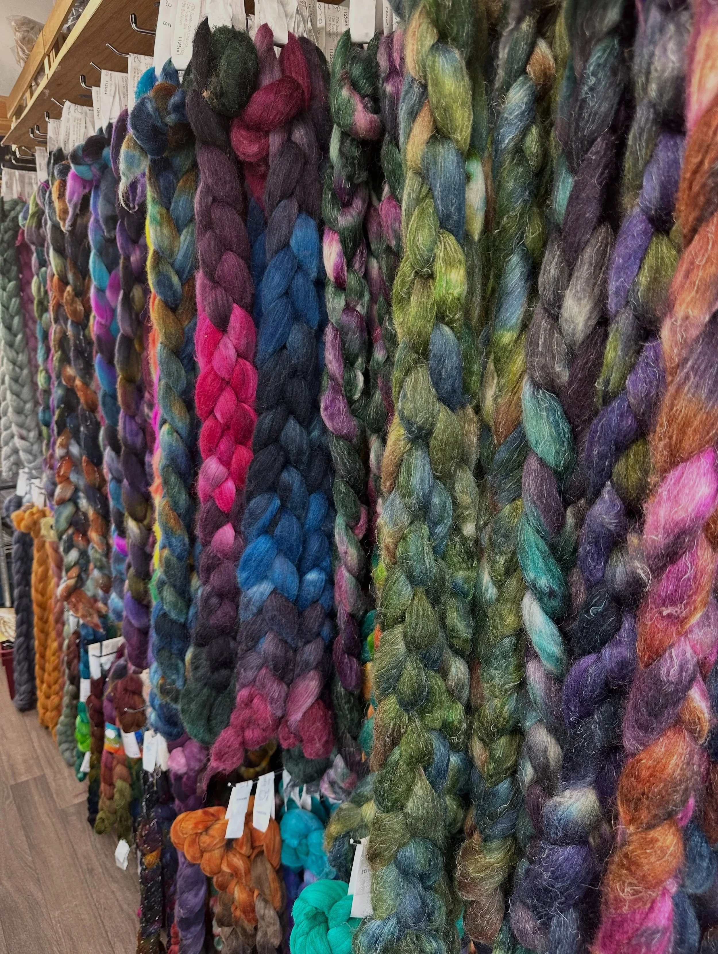 We took a trip out in the van yesterday up toward Machynlleth to deliver a big order of tops to Katie at @hilltopkatie 

Katie is my biggest user of Cambrian tops. She dyes them in her lovely studio overlooking the valley beyond. Check her out. 👀🧶?