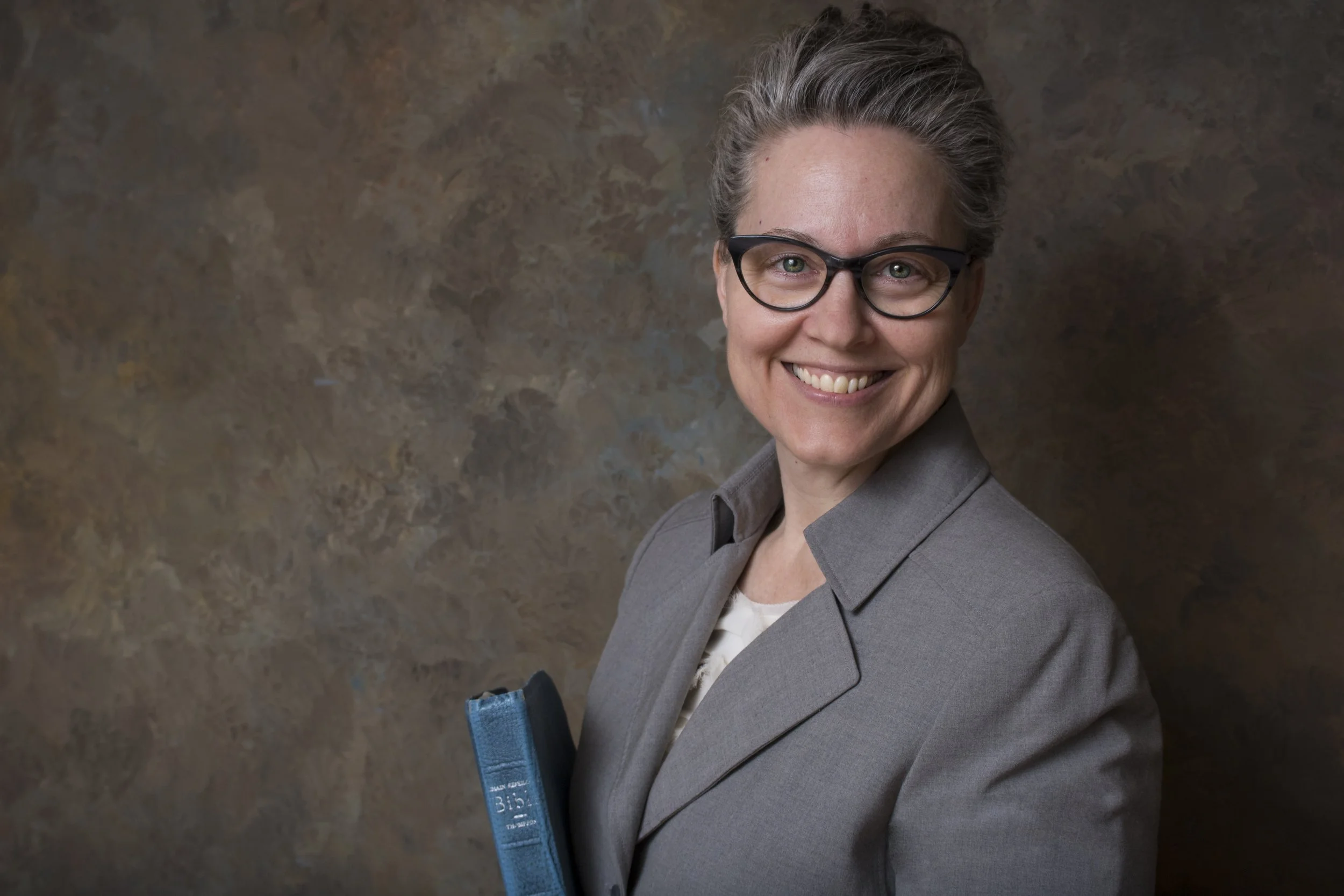 Contact 3 — Women in Ministry