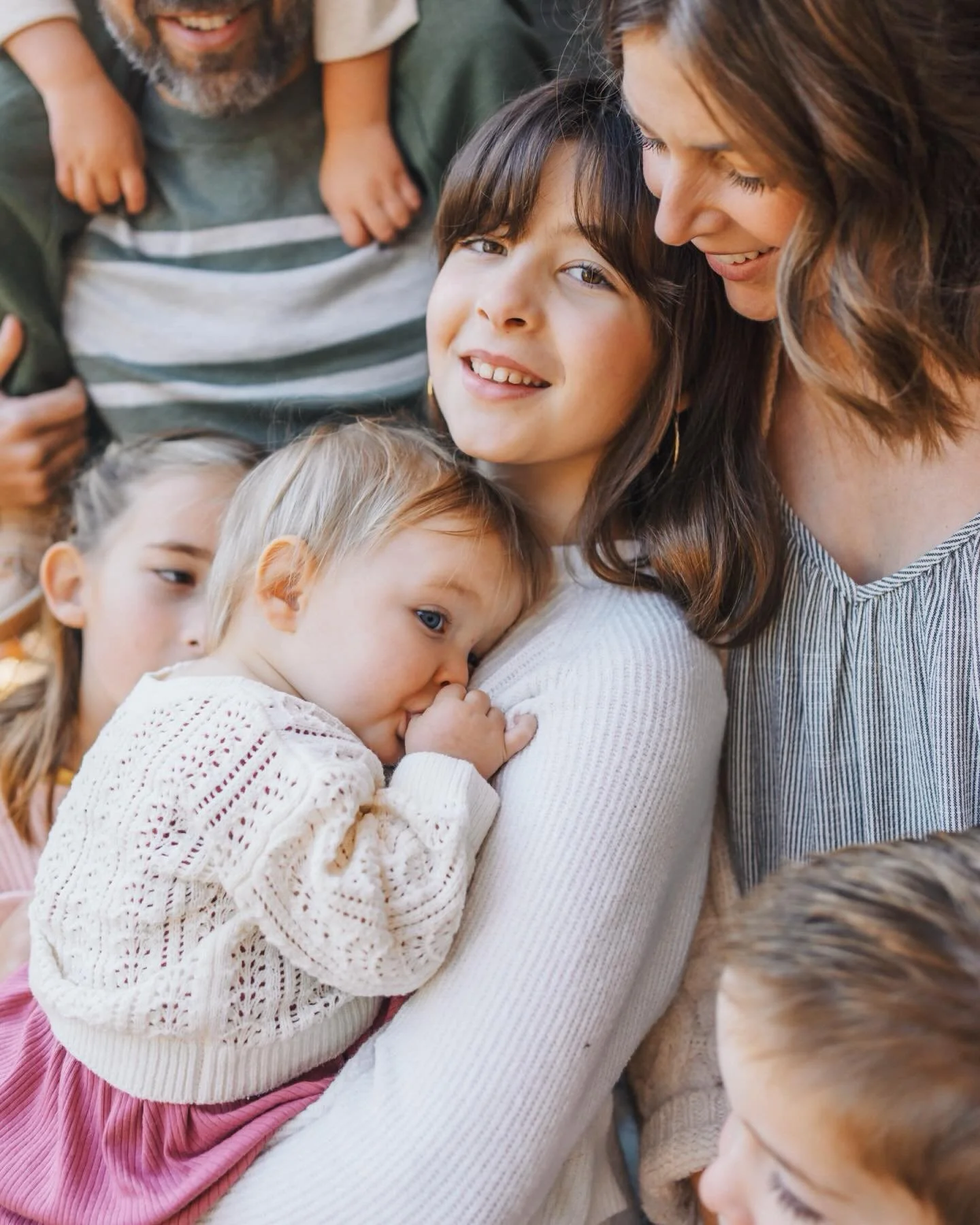 I have followed along @nancyray for the last 8 years. Never in a million years would I think I&rsquo;d live in the same area and get to photograph their love on display in the comfort of home. 

It was such a delight to lean in and capture each preci