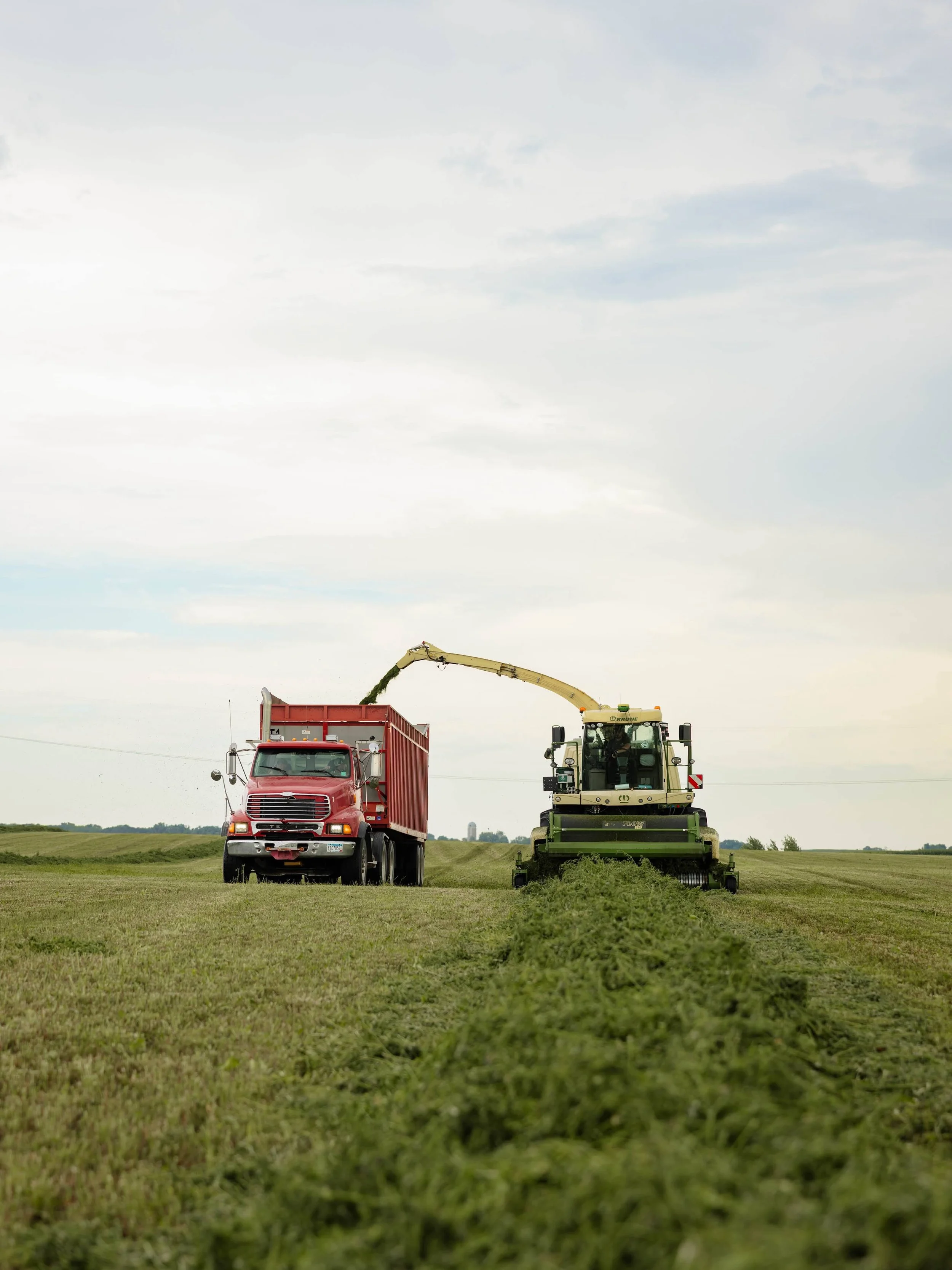 First cutting is just around the corner, and it&rsquo;s got us reminiscing on 2025 hay season 🌾
The long days, the smell of fresh-cut hay, and a crew that keeps it all moving.

Watch the 2025 hay video here:
https://youtu.be/a1zxDSdHhHE?si=LbKnCTsRZ