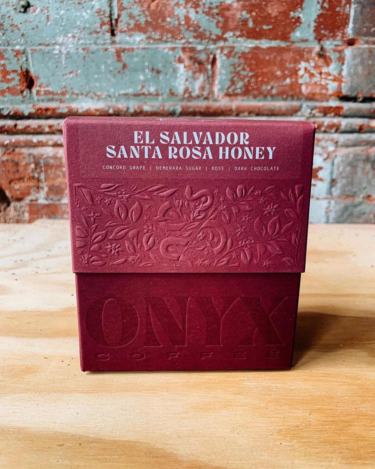 The fan favorite is back! El Salvador Santa Rosa Honey is now back in stock. Available for pour over or as a 10oz bag for home brewing goodness⚡️