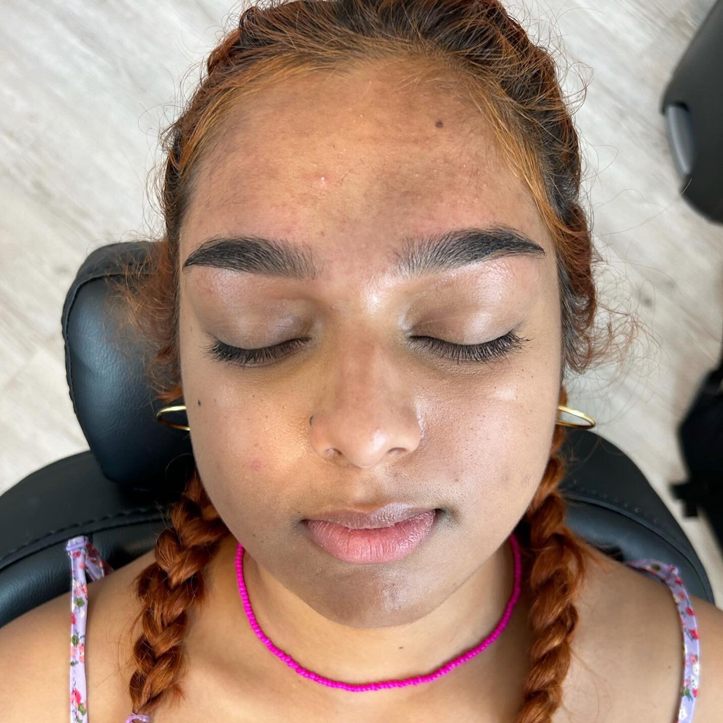 Every pair of brows is a potential work of art, and the first brush stroke is a meticulous blueprint. At Brooke Sarah Artistry, we ensure each brow is thoughtfully mapped out before we start the waxing process. Taking into account your unique facial 