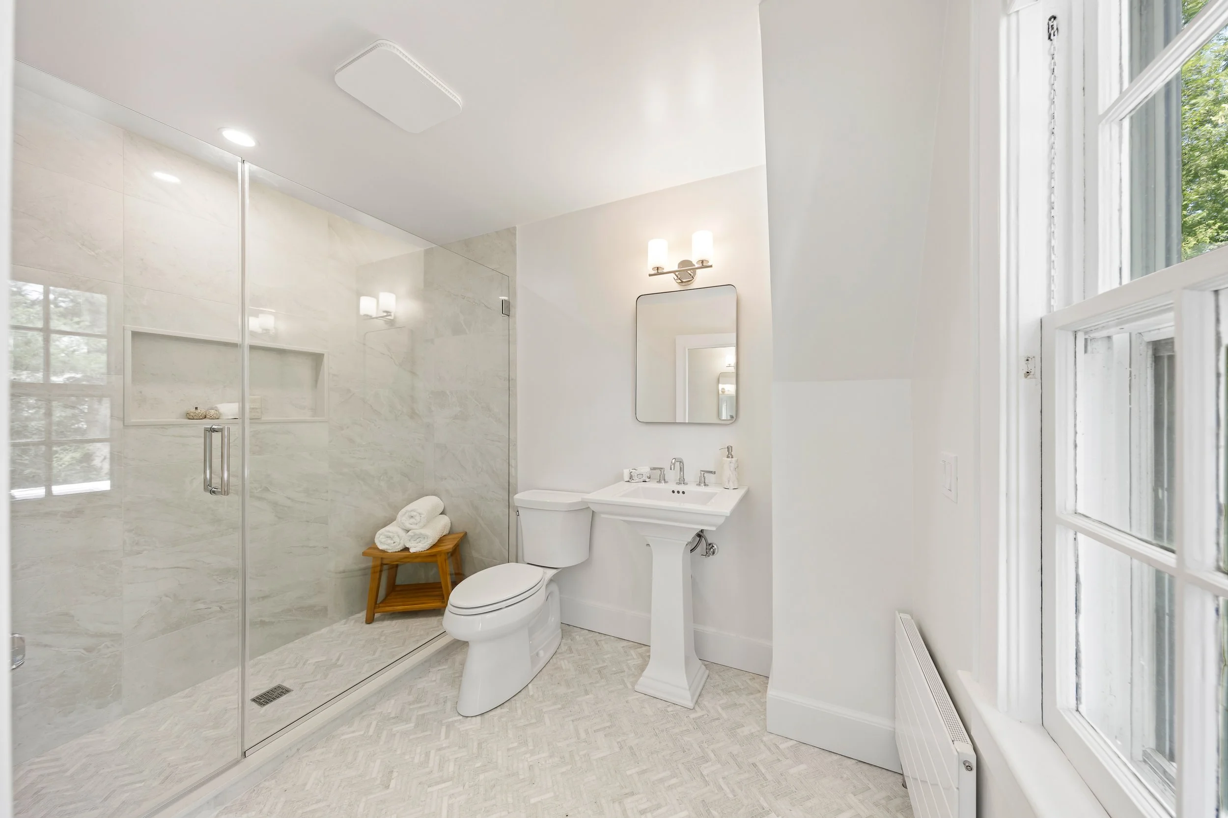 18-30 Evergreen Rd, Greenwich, CT 06830-19.jpg