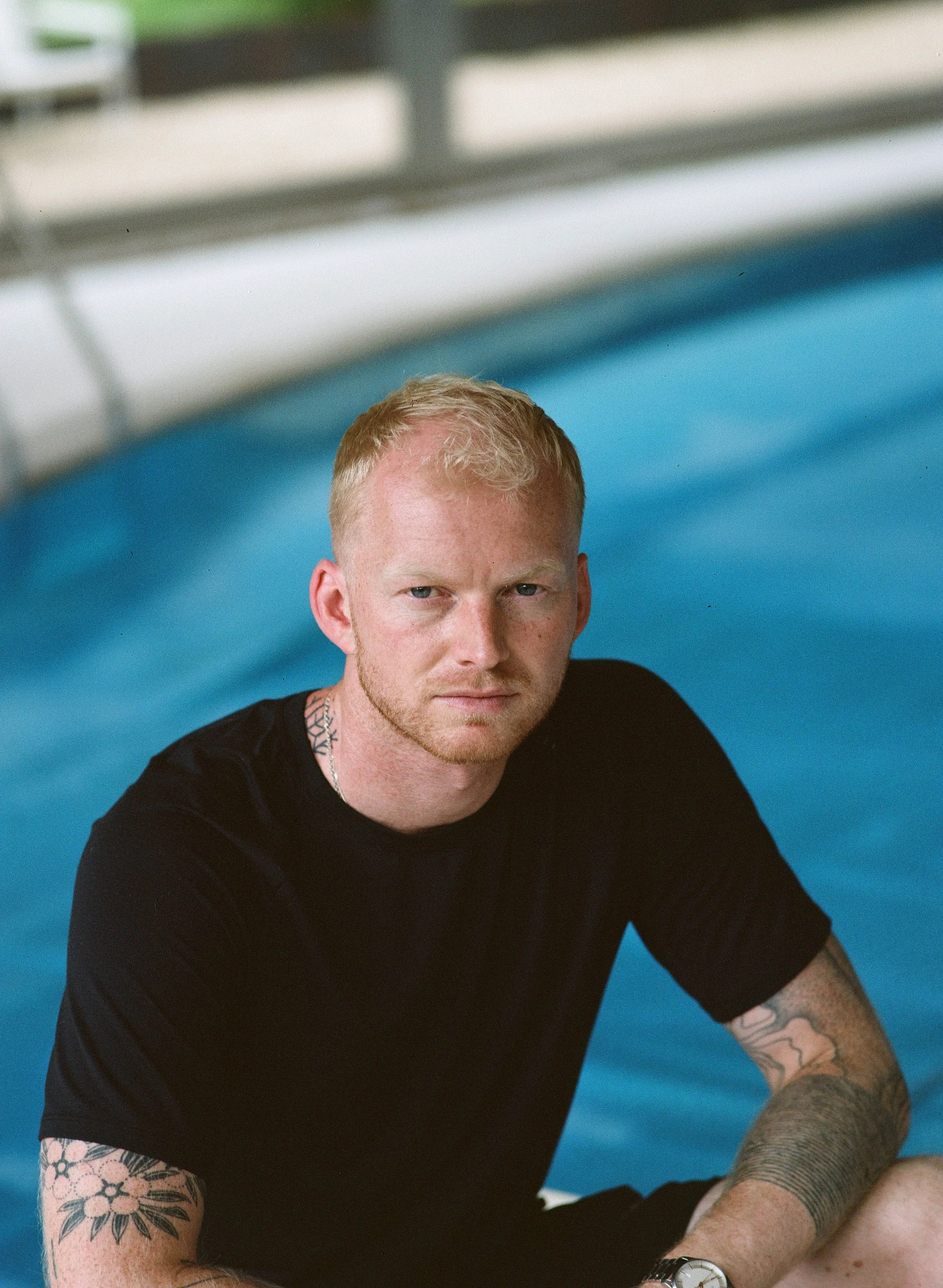 000049460008 copy.JPG